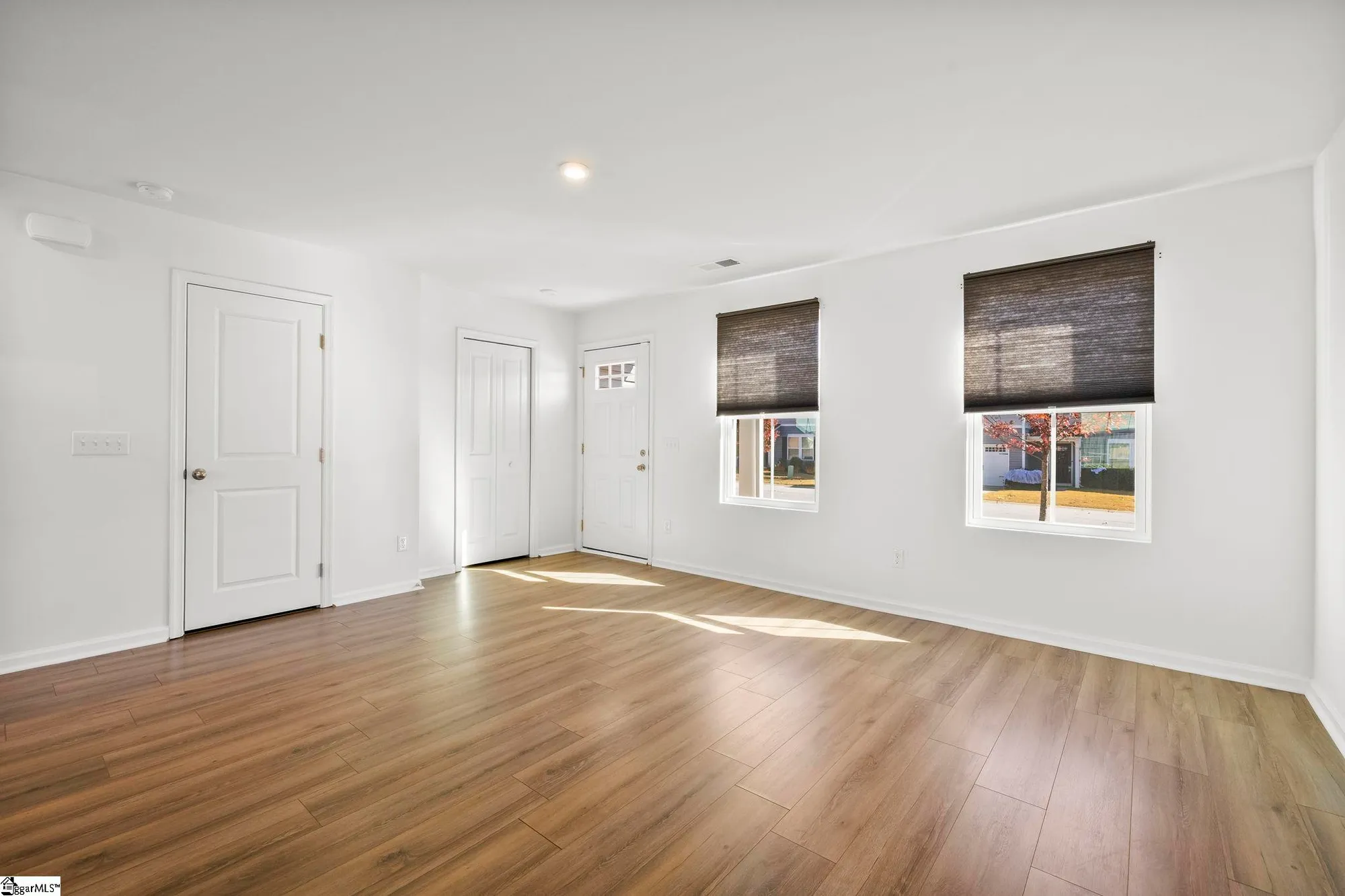 Property Slideshow image 8 of 41 | 805 danforth dr, Greenville, SC, 29617