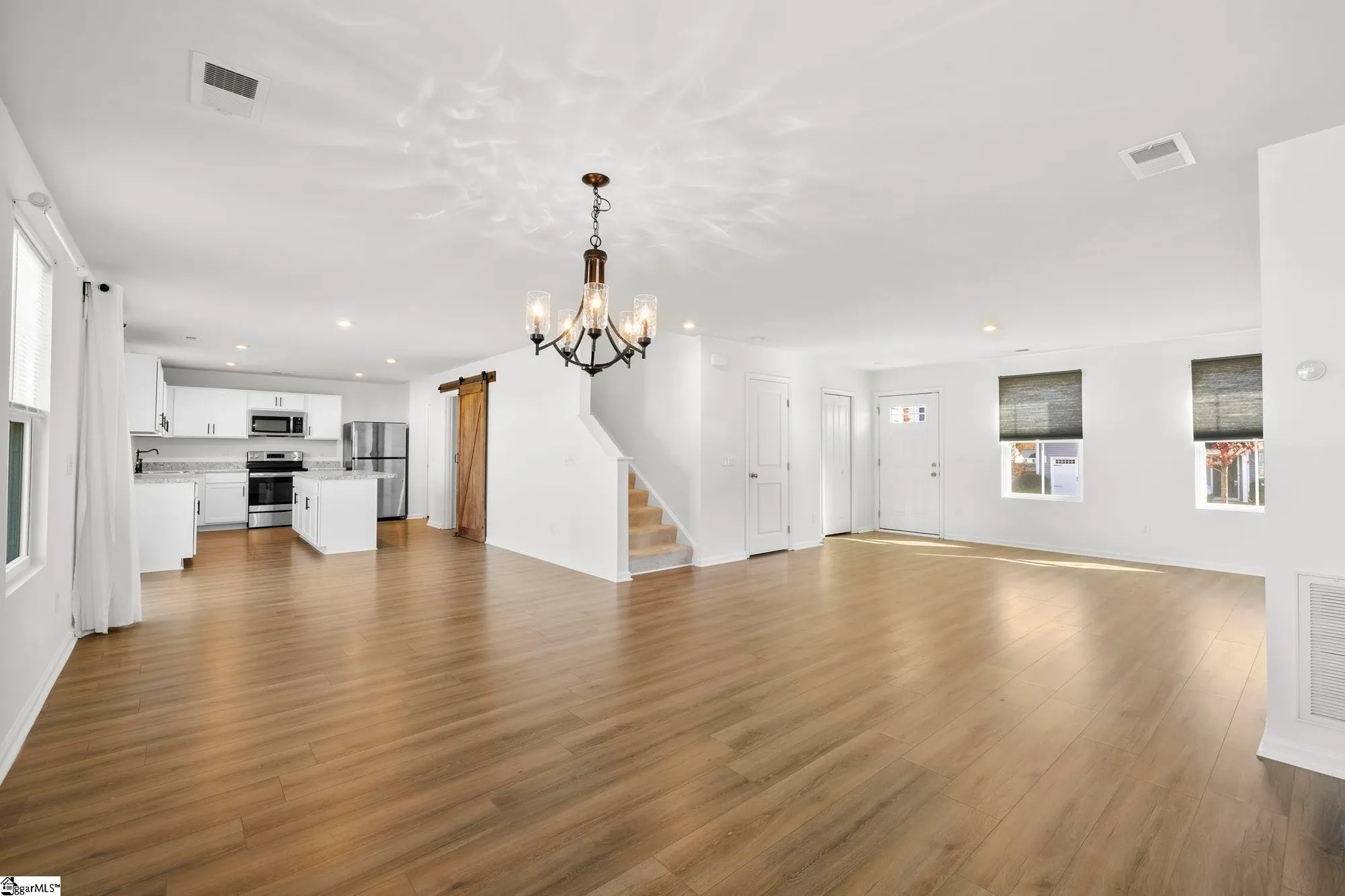 Property Slideshow image 9 of 41 | 805 danforth dr, Greenville, SC, 29617