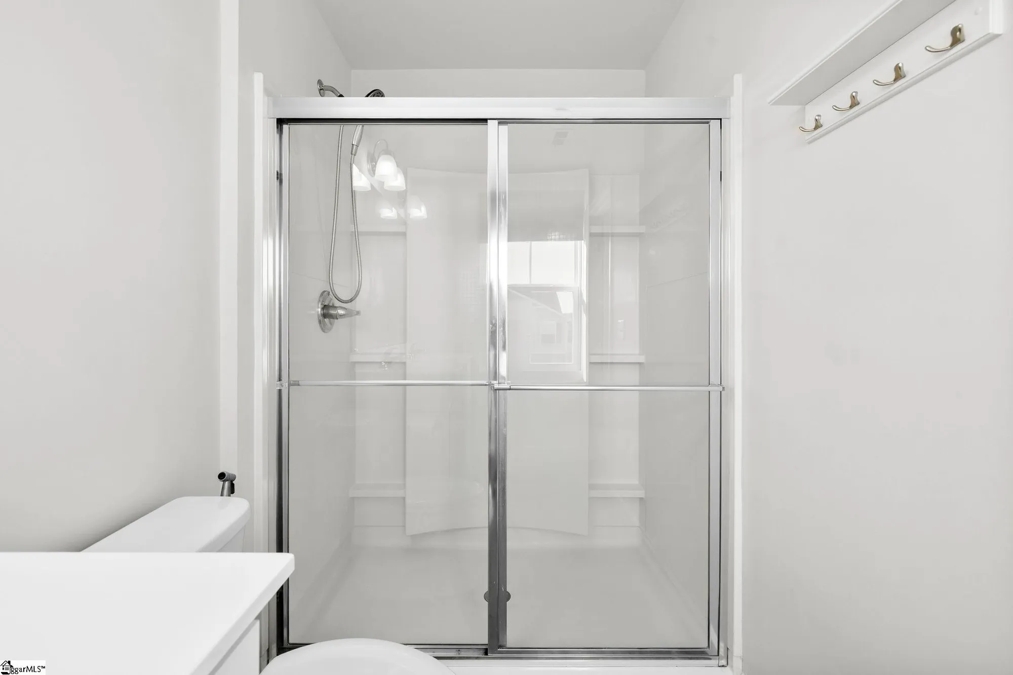 Property Slideshow image 23 of 41 | 805 danforth dr, Greenville, SC, 29617