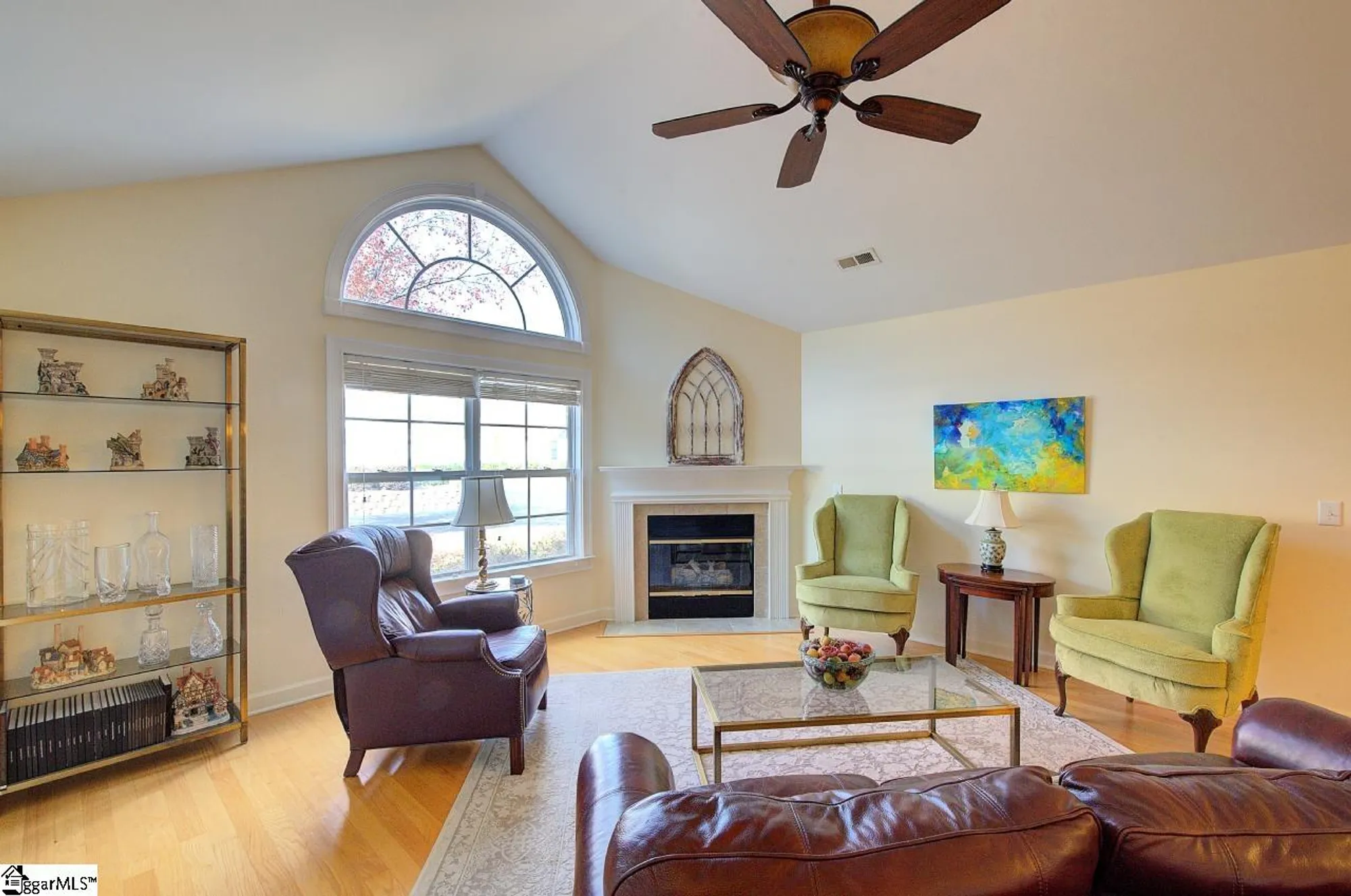 Property Slideshow image 6 of 35 | 142 ravines ln, Spartanburg, SC, 29301