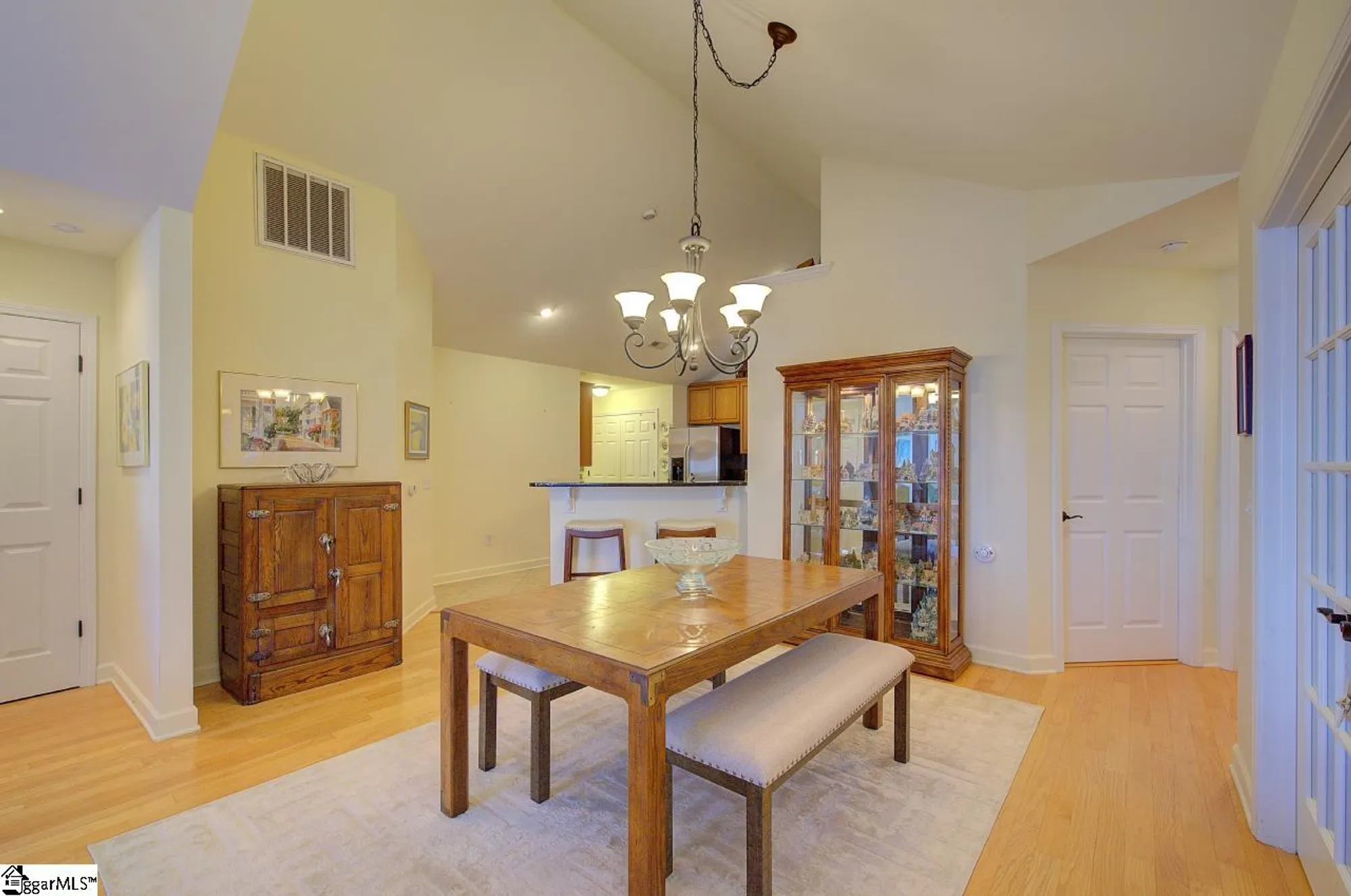 Property Slideshow image 13 of 35 | 142 ravines ln, Spartanburg, SC, 29301
