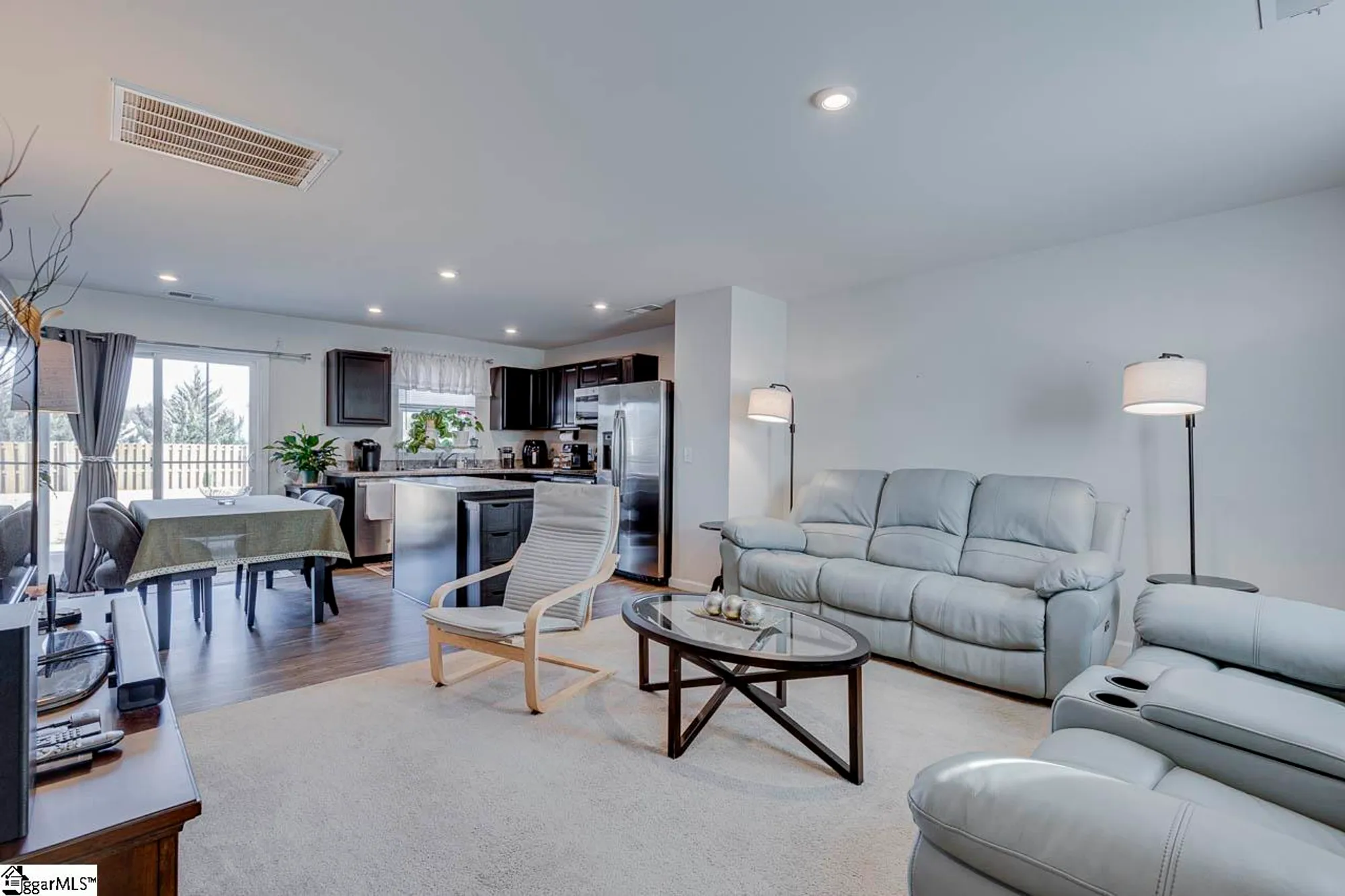 Property Slideshow image 7 of 35 | 332 maplestead farms ct, Greenville, SC, 29617