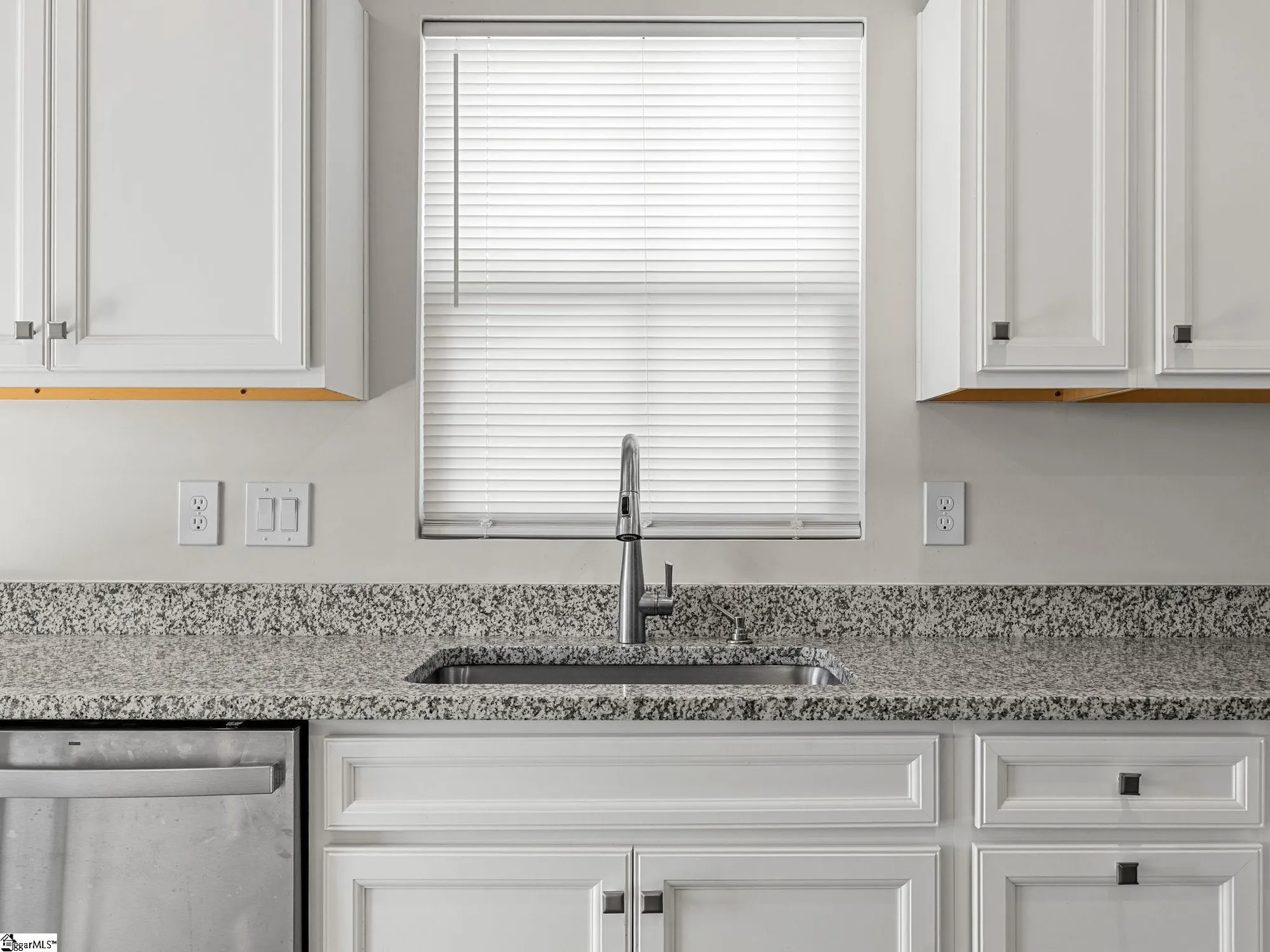 Property Slideshow image 9 of 36 | 921 blue willow ct, Spartanburg, SC, 29302