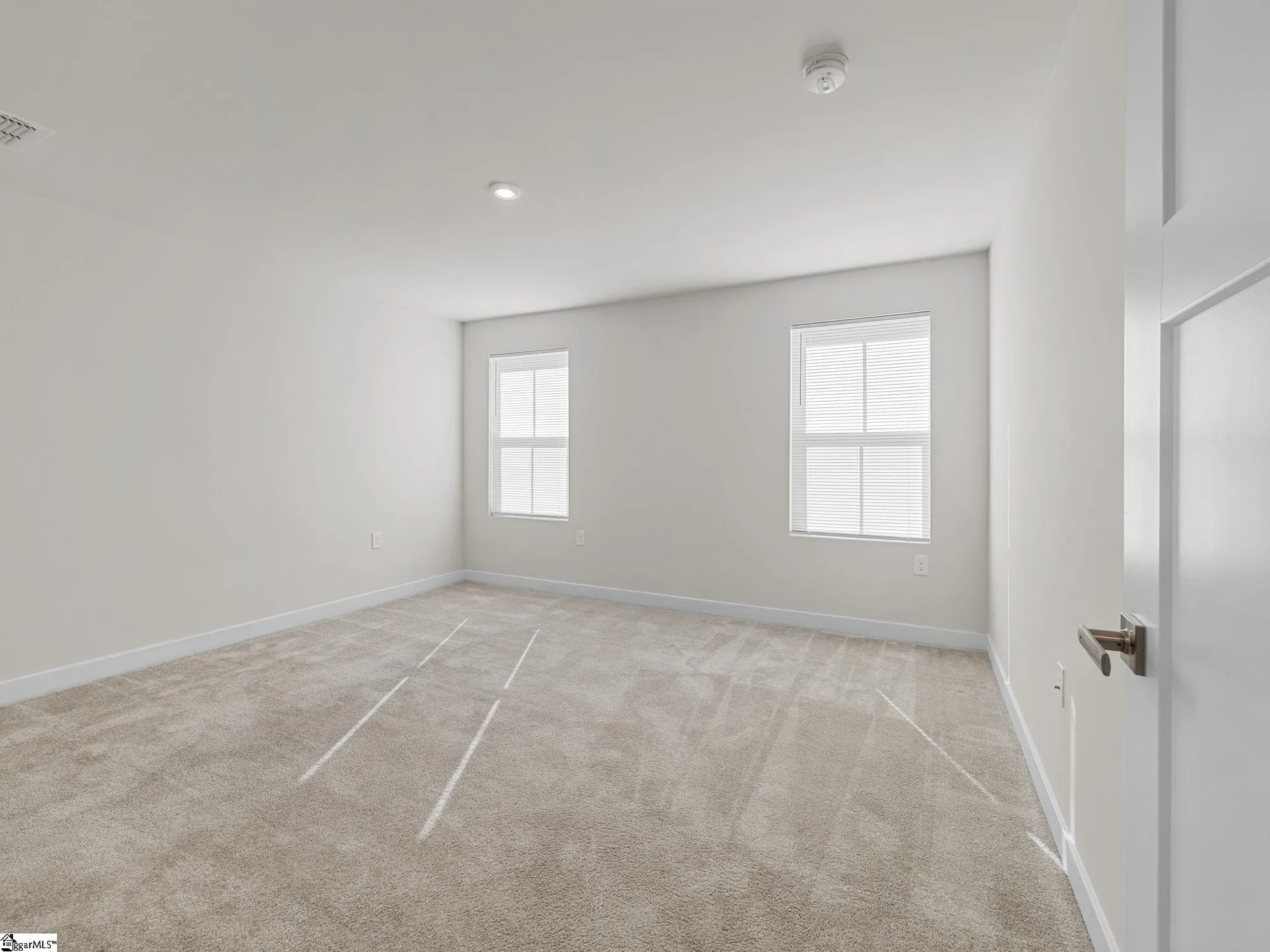 Property Slideshow image 17 of 36 | 921 blue willow ct, Spartanburg, SC, 29302