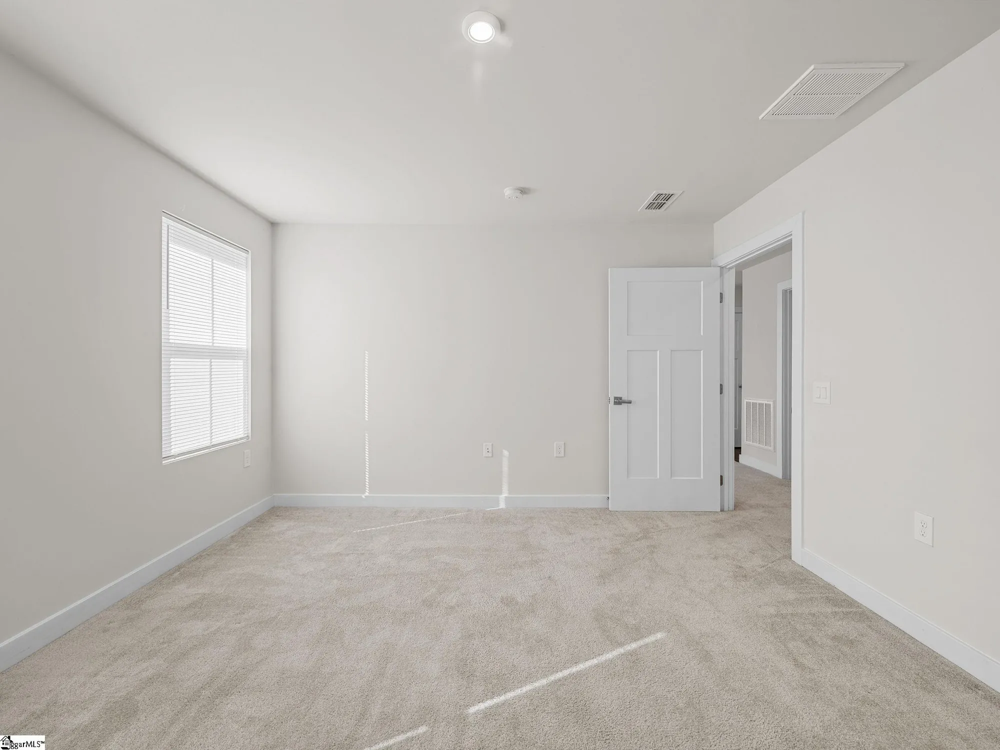 Property Slideshow image 19 of 36 | 921 blue willow ct, Spartanburg, SC, 29302