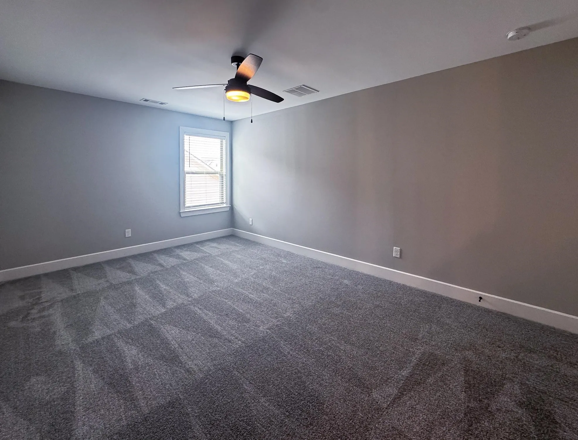 Property Slideshow image 19 of 40 | 5755 hollow oak dr, Arlington, TN, 38002