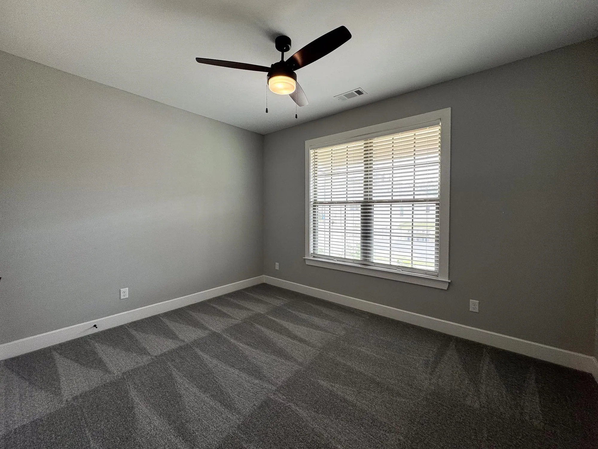 Property Slideshow image 24 of 40 | 5755 hollow oak dr, Arlington, TN, 38002