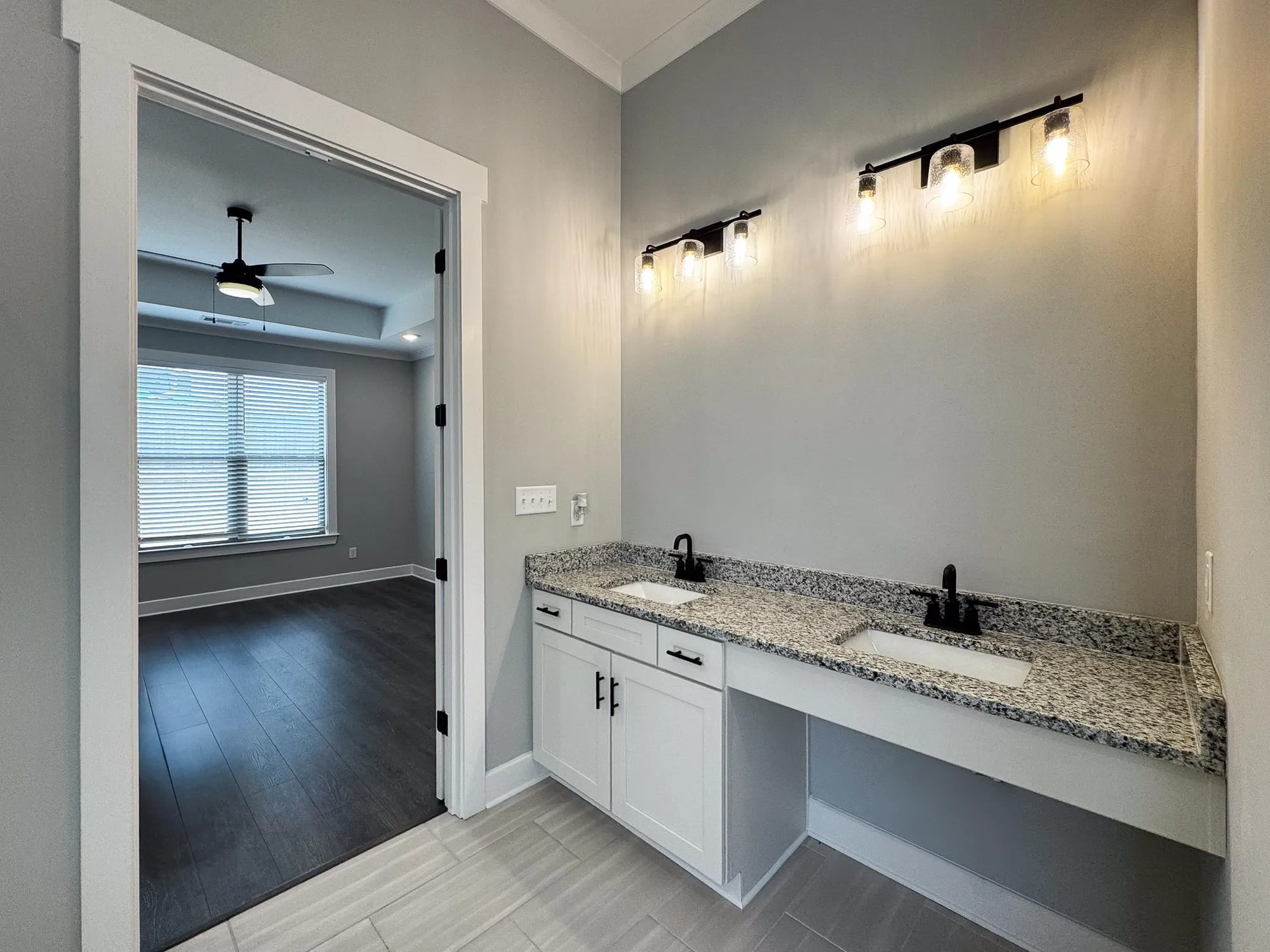 Property Slideshow image 31 of 40 | 5755 hollow oak dr, Arlington, TN, 38002