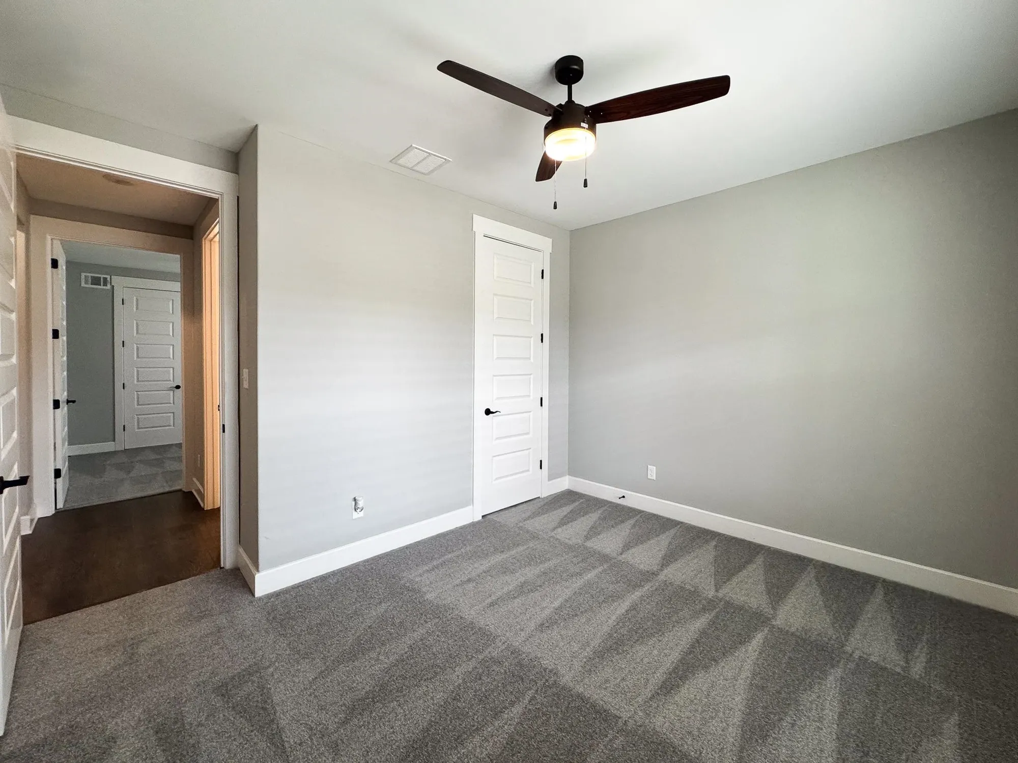 Property Slideshow image 35 of 40 | 5755 hollow oak dr, Arlington, TN, 38002
