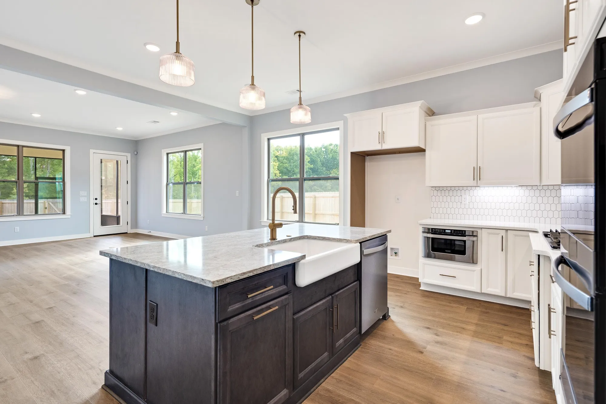 Property Slideshow image 4 of 38 | 12778 hollow oak dr n, Arlington, TN, 38002