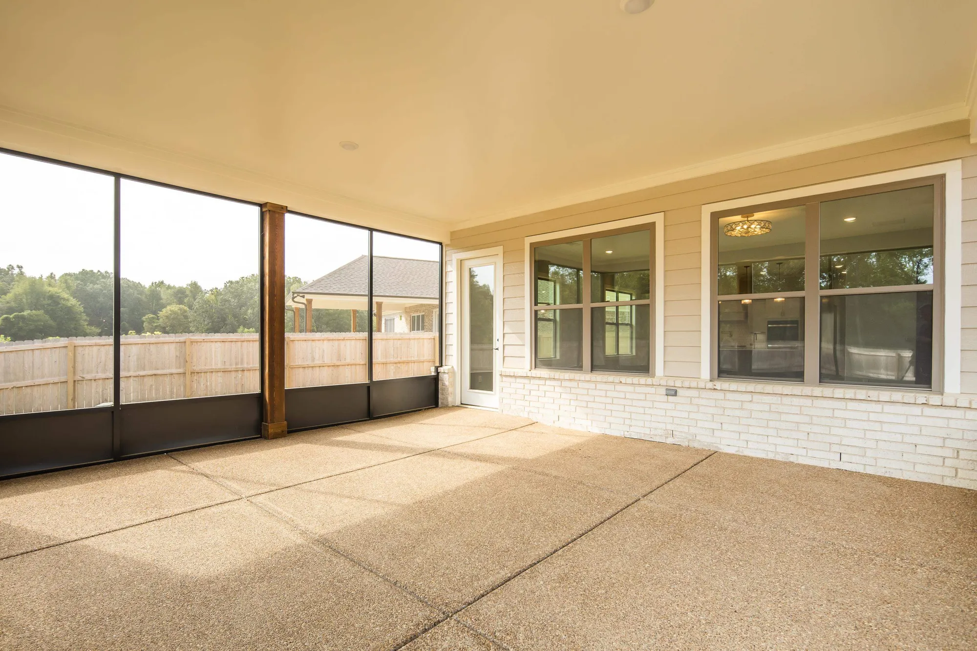 Property Slideshow image 31 of 38 | 12778 hollow oak dr n, Arlington, TN, 38002