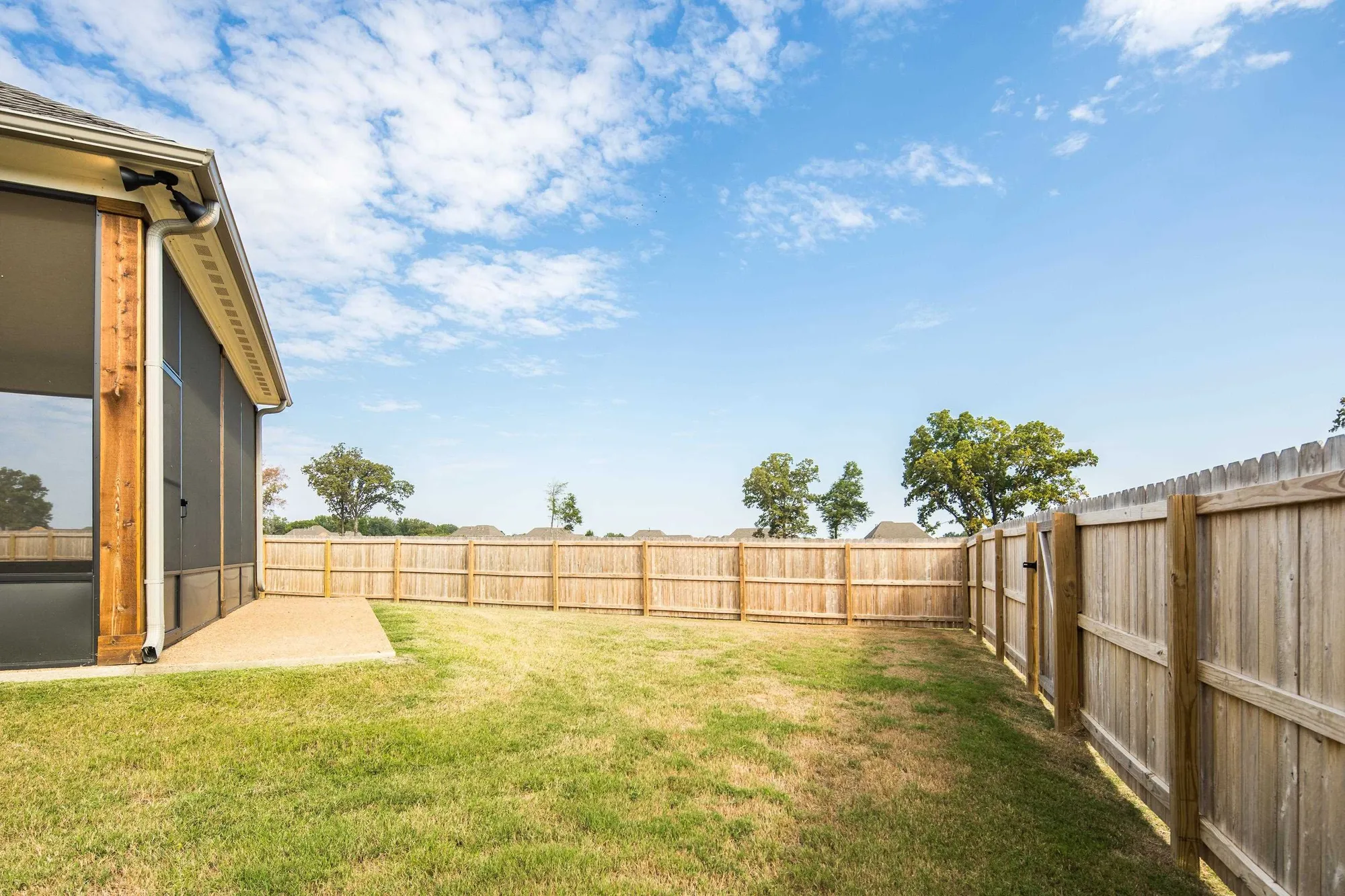 Property Slideshow image 33 of 38 | 12778 hollow oak dr n, Arlington, TN, 38002