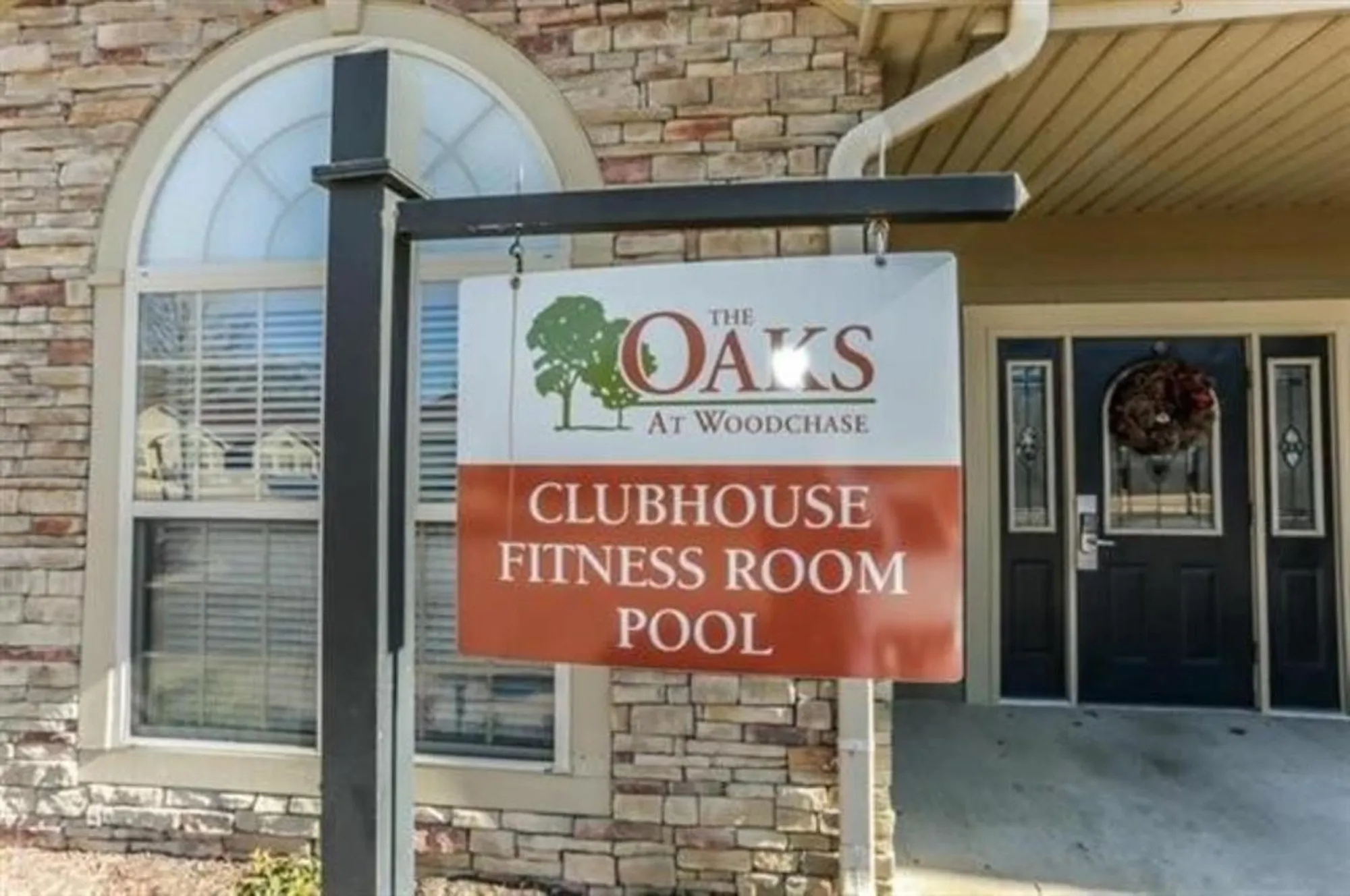 Property Slideshow image 18 of 21 | 1592 w southfield cir 52, Memphis, TN, 38016