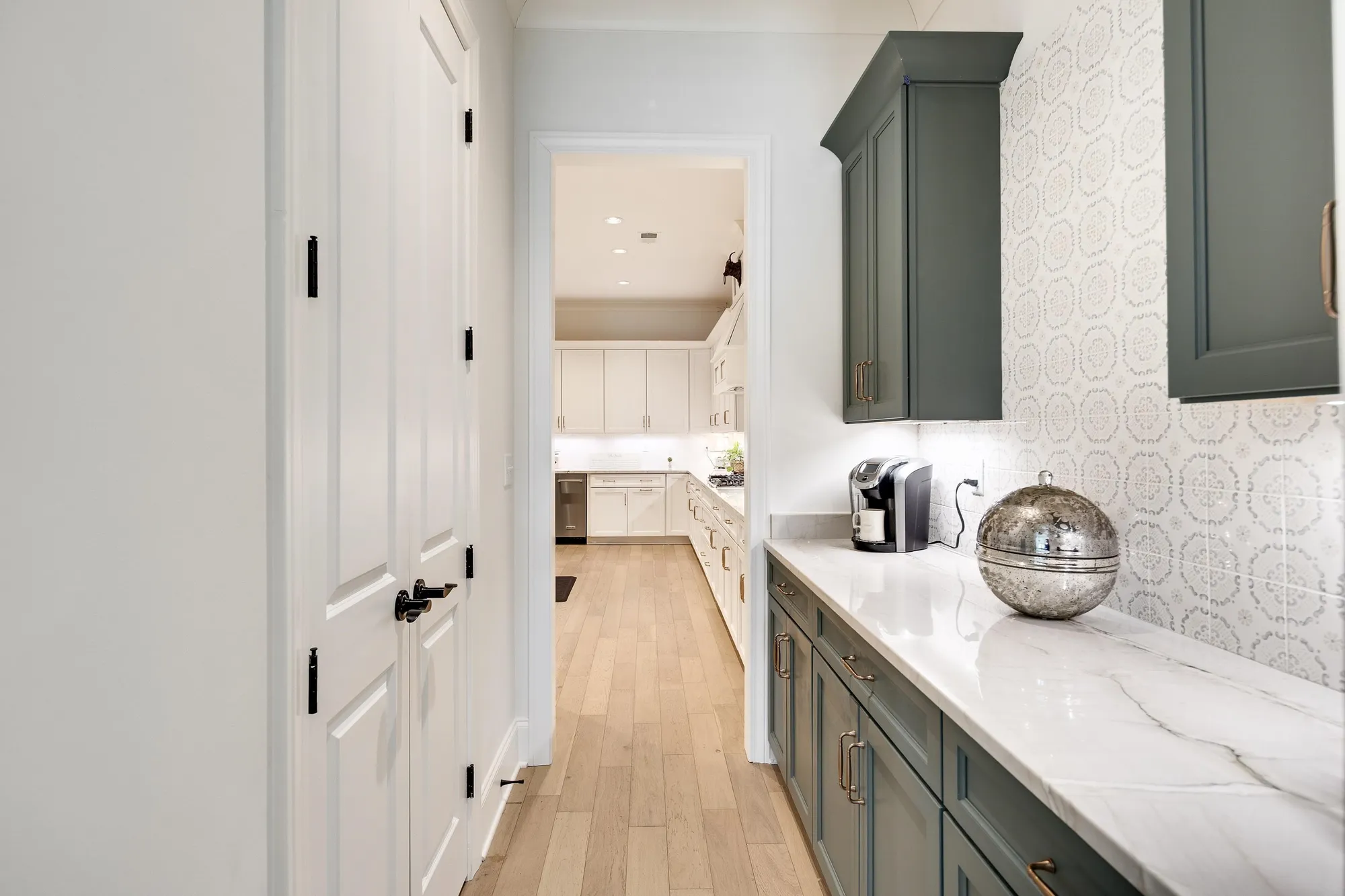 Property Slideshow image 11 of 39 | 10138 cliveden cir, Collierville, TN, 38017