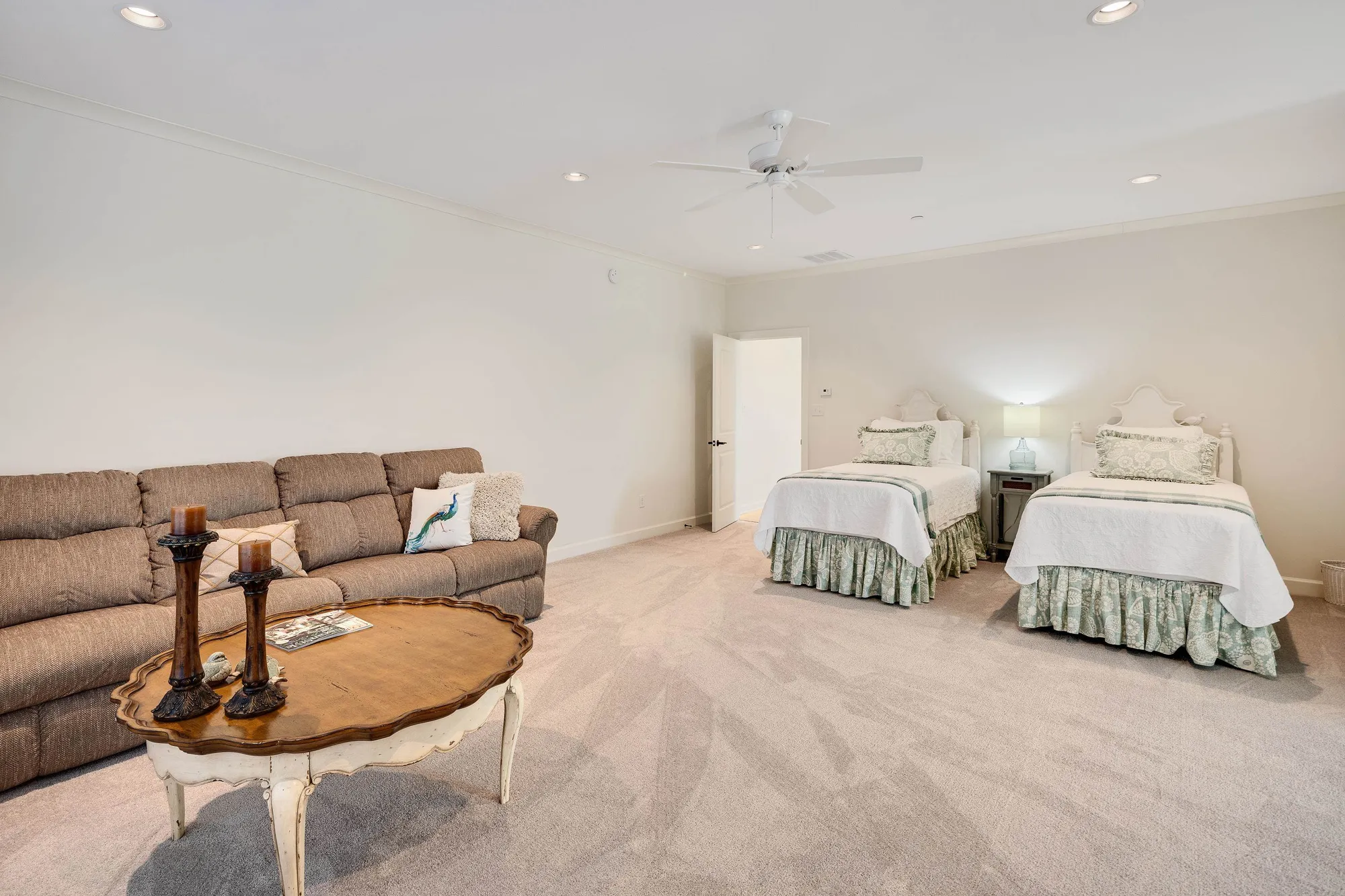 Property Slideshow image 30 of 39 | 10138 cliveden cir, Collierville, TN, 38017