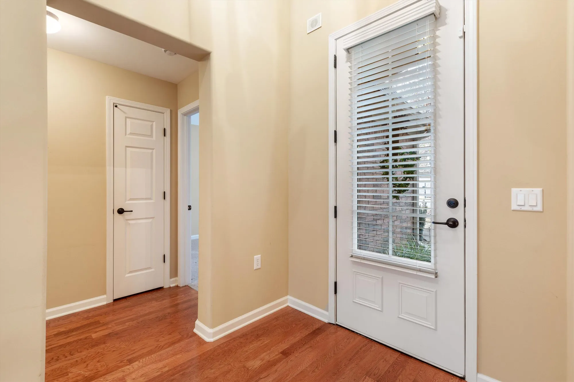 Property Slideshow image 5 of 28 | 3214 sea ray ln, Lakeland, TN, 38002