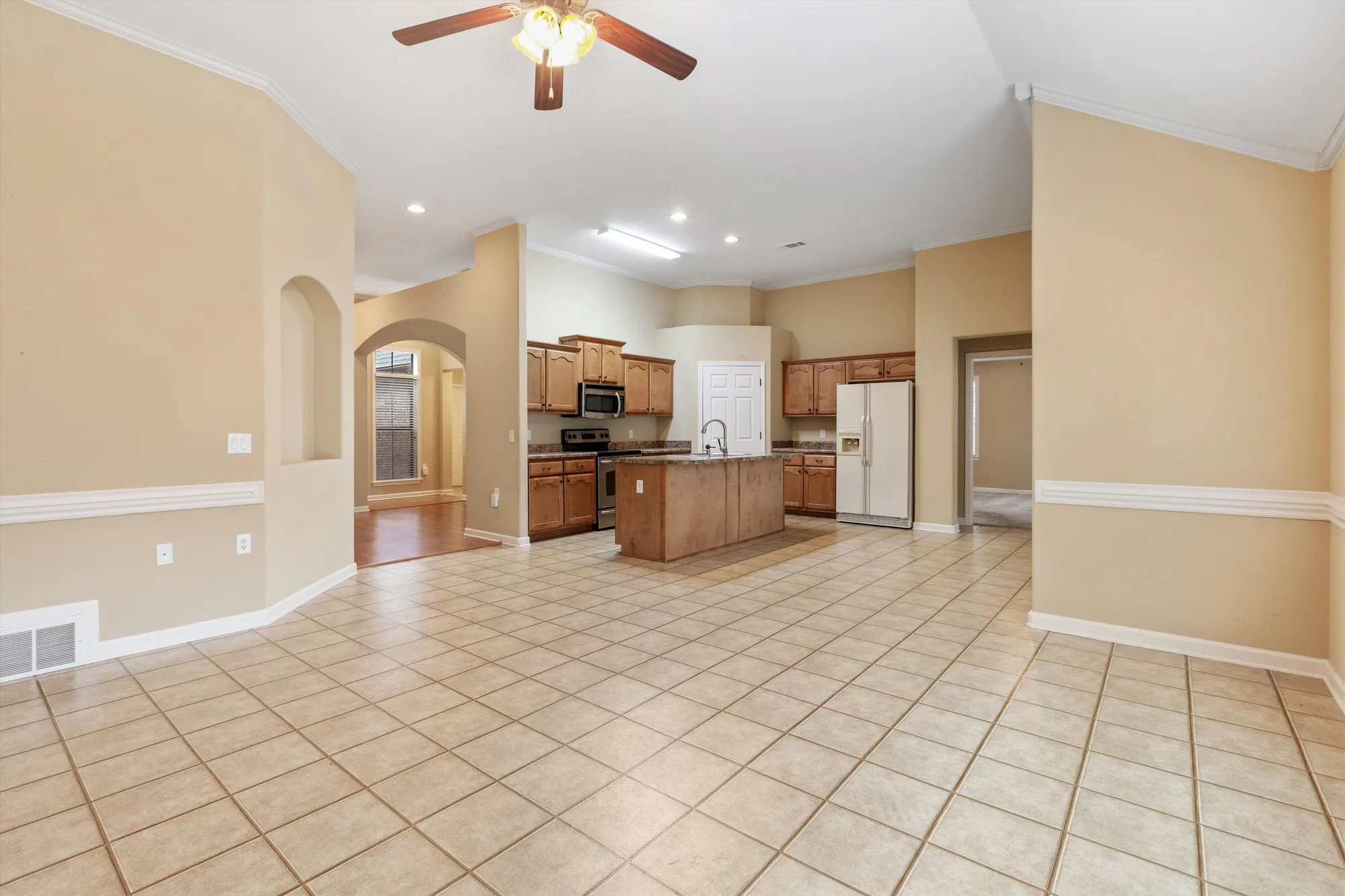 Property Slideshow image 12 of 28 | 3214 sea ray ln, Lakeland, TN, 38002