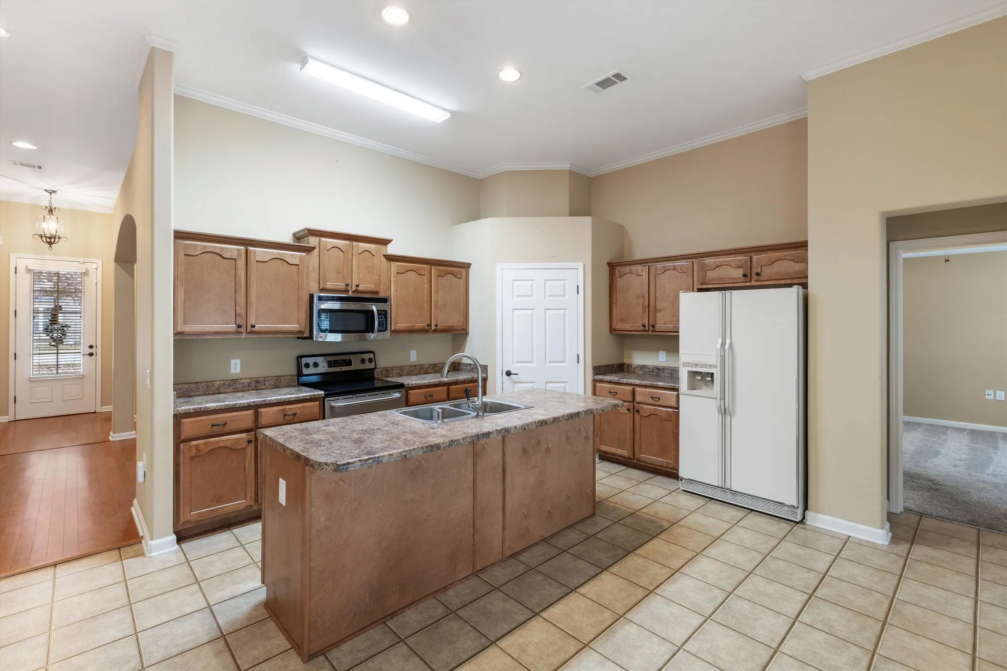 Property Slideshow image 14 of 28 | 3214 sea ray ln, Lakeland, TN, 38002