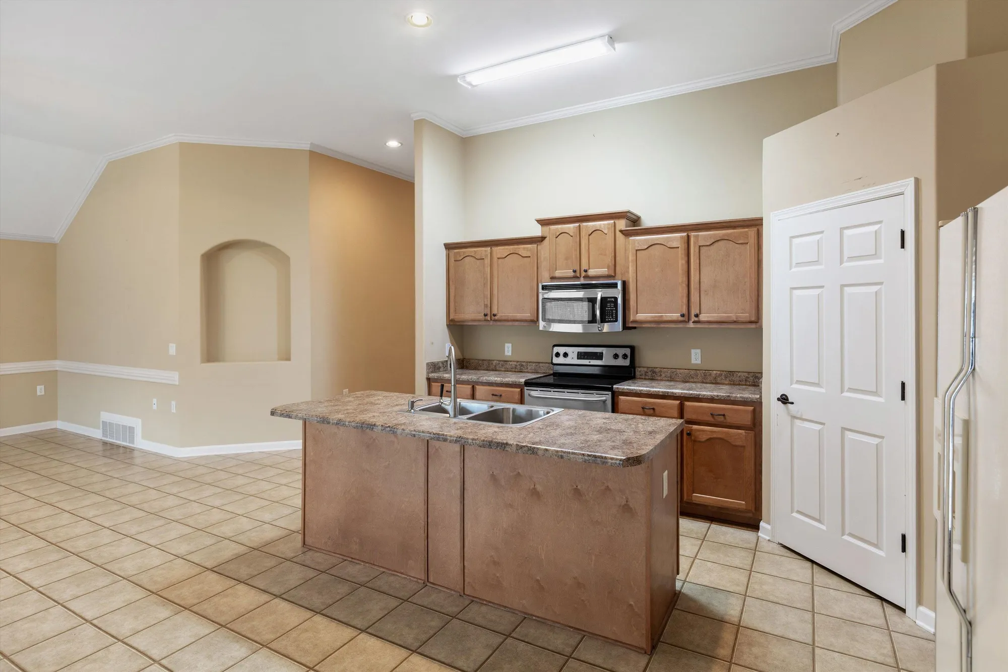 Property Slideshow image 15 of 28 | 3214 sea ray ln, Lakeland, TN, 38002