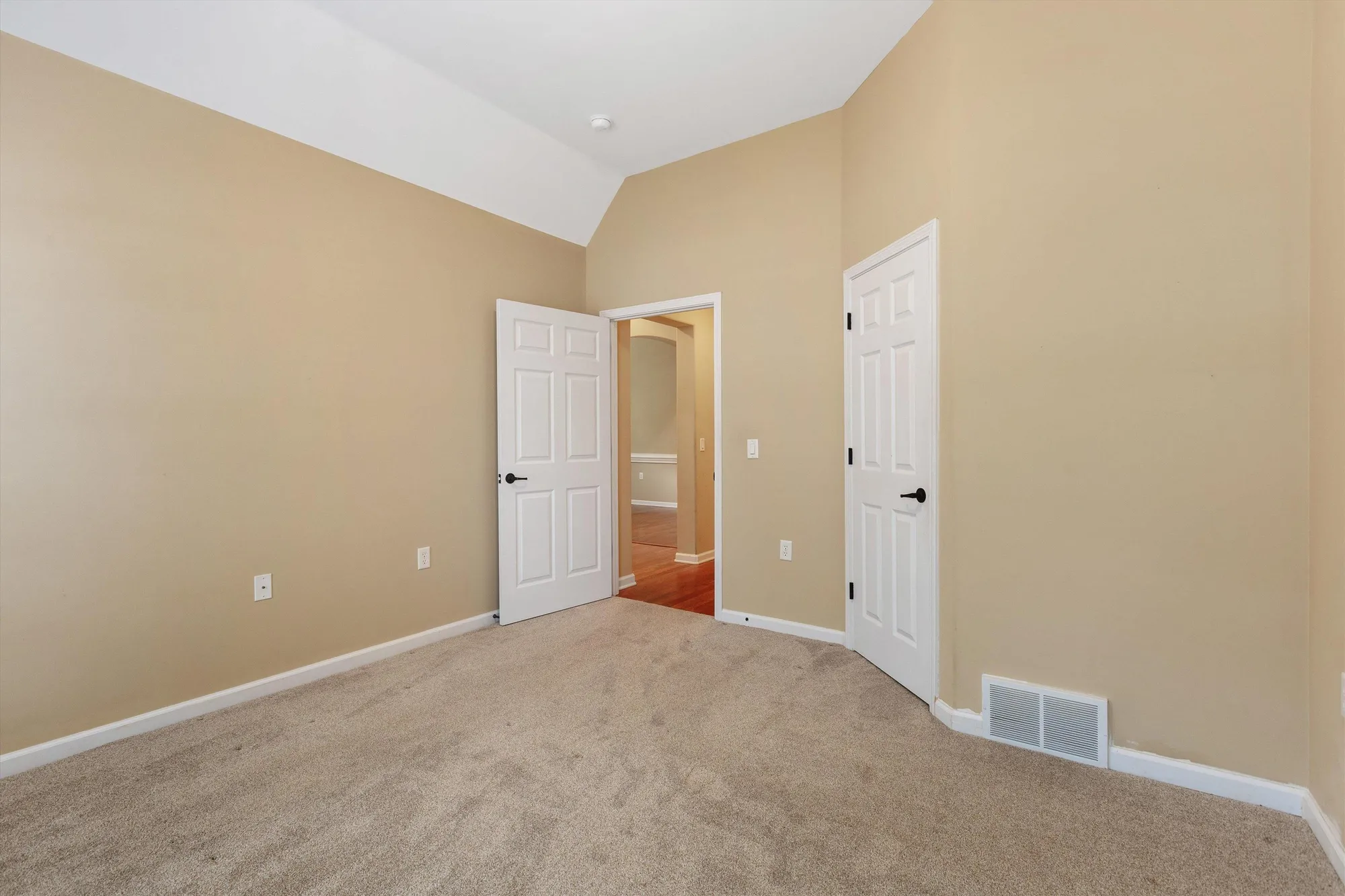 Property Slideshow image 21 of 28 | 3214 sea ray ln, Lakeland, TN, 38002