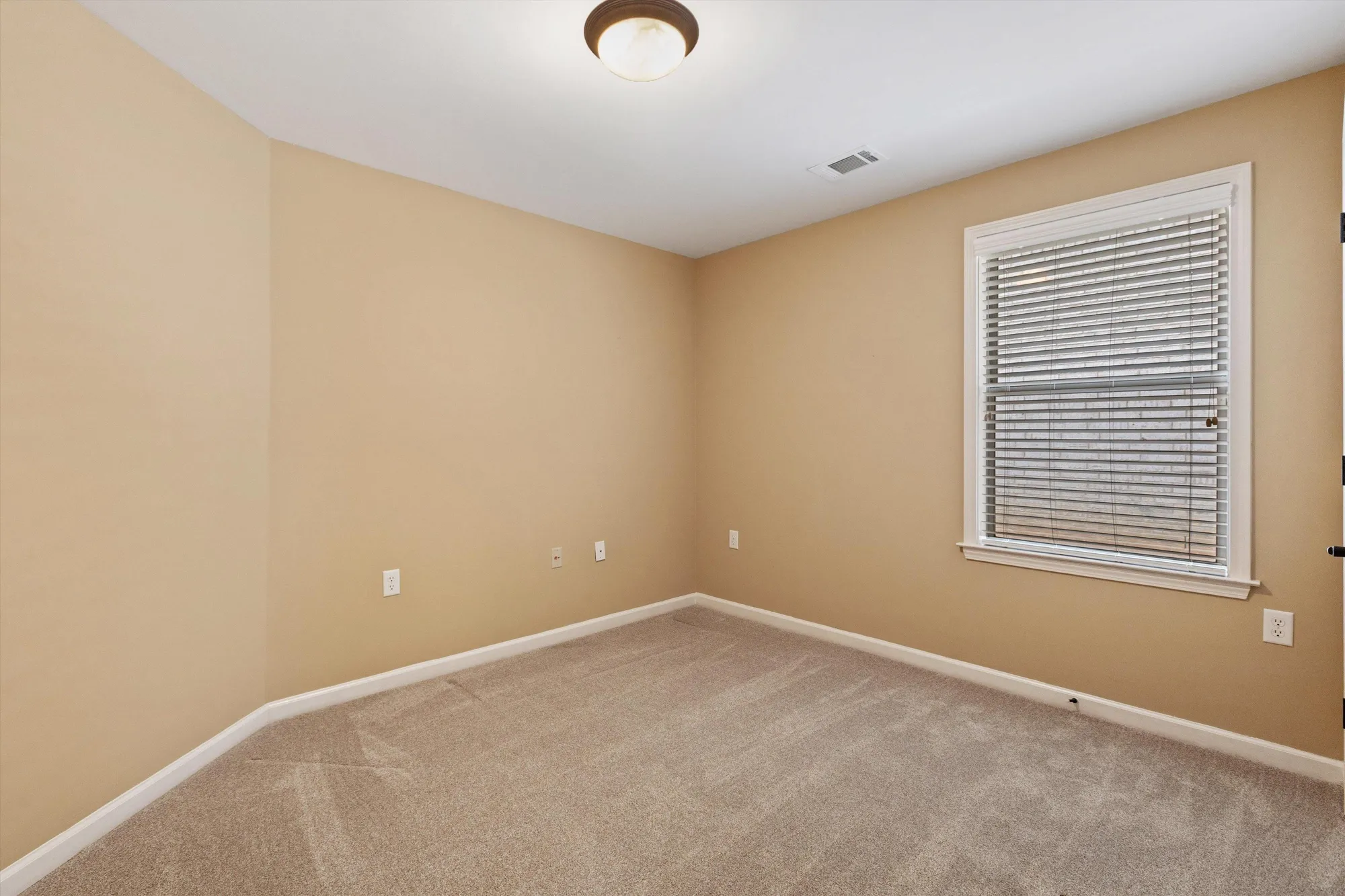 Property Slideshow image 23 of 28 | 3214 sea ray ln, Lakeland, TN, 38002