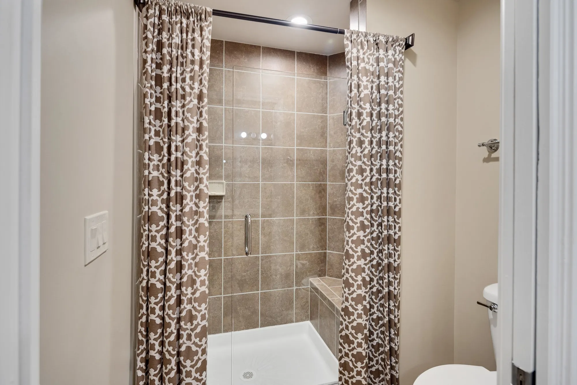 Property Slideshow image 30 of 36 | 781 stonevillage cv # 28, Collierville, TN, 38017