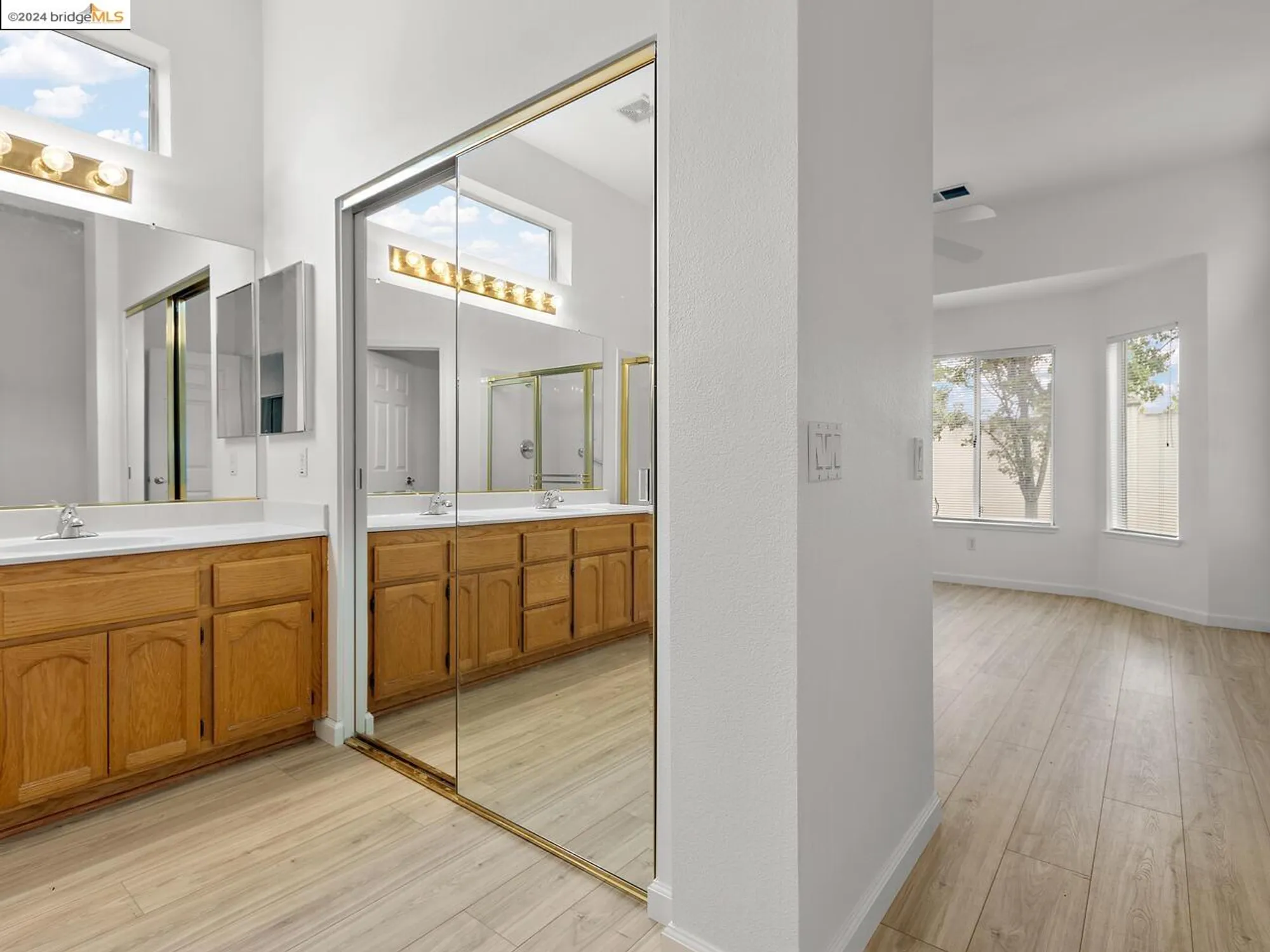 Property Slideshow image 19 of 33 | 1932 crispin dr, Brentwood, CA, 94513