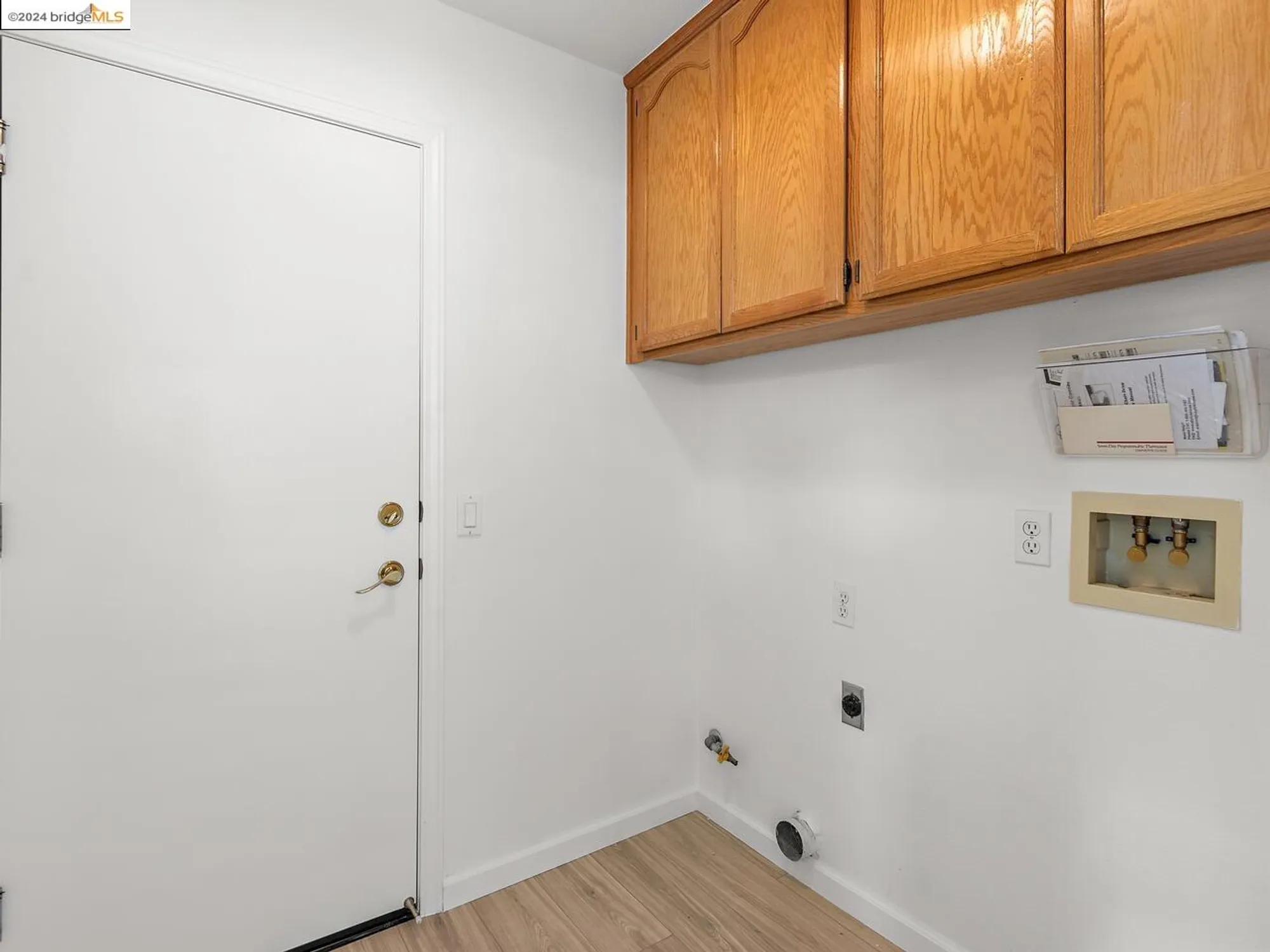 Property Slideshow image 23 of 33 | 1932 crispin dr, Brentwood, CA, 94513