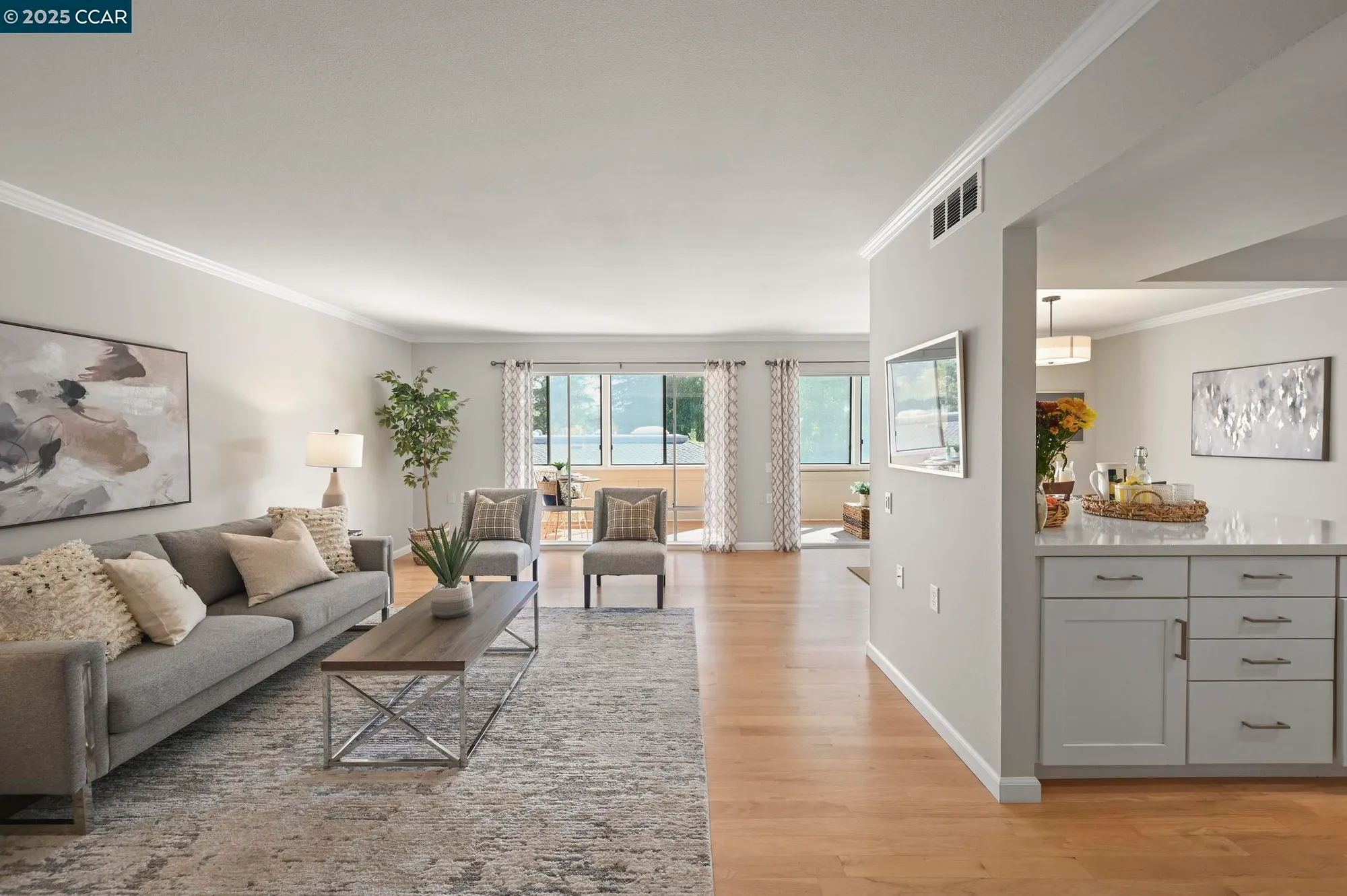 Property Slideshow image 4 of 34 | 2000 golden rain rd 4, Walnut Creek, CA, 94595