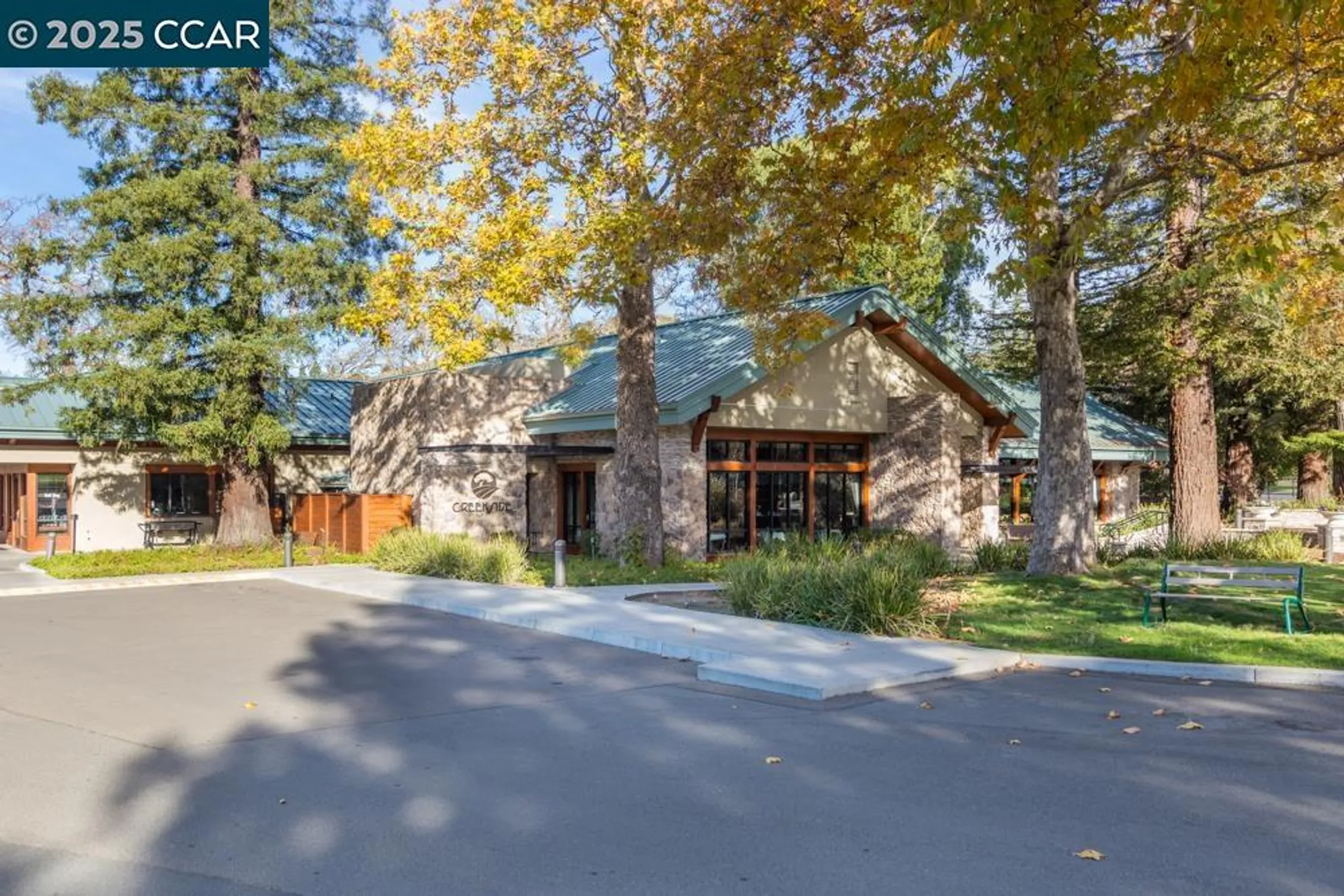 Property Slideshow image 20 of 26 | 1601 canyonwood ct 8, Walnut Creek, CA, 94595