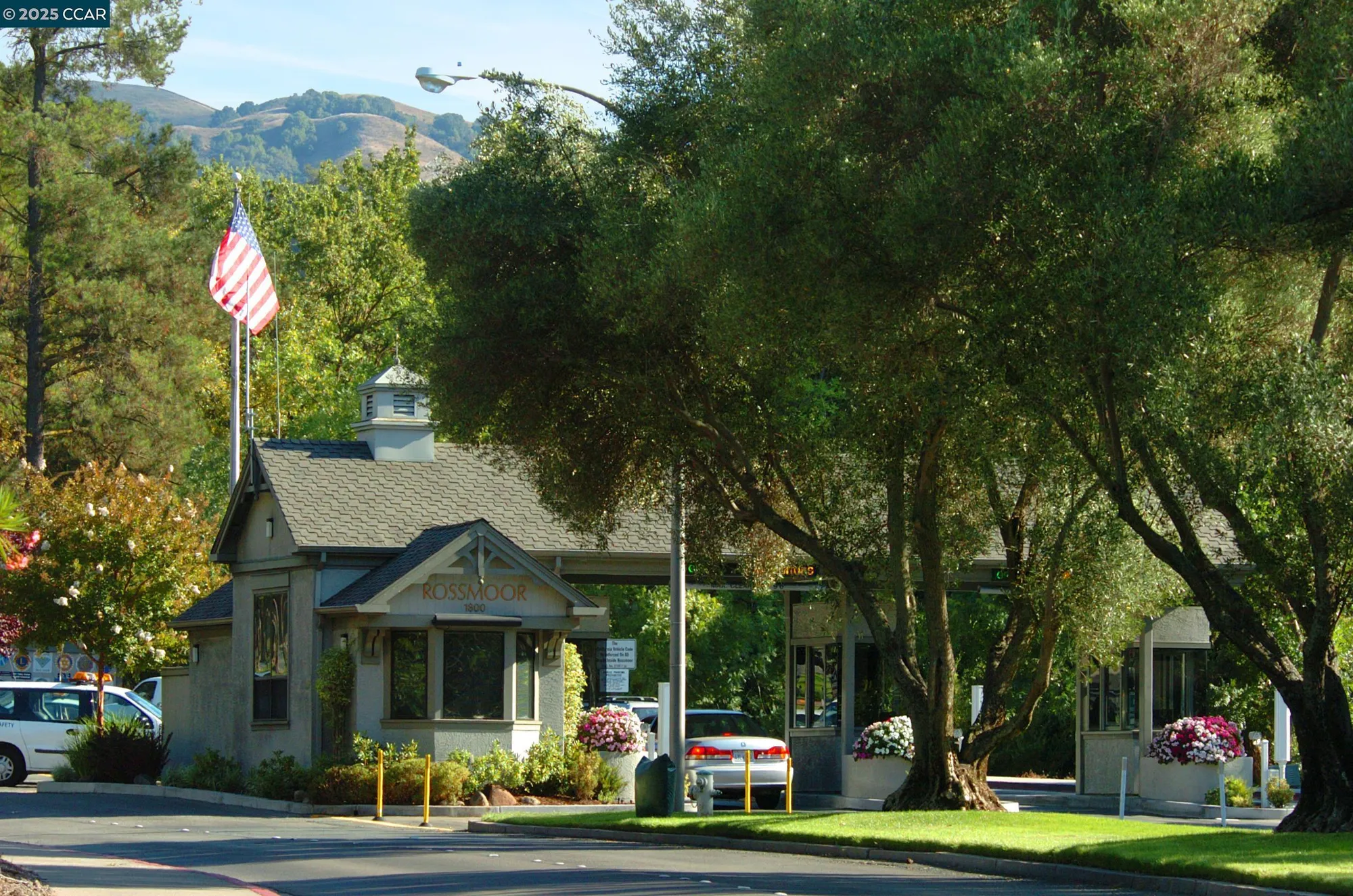 Property Slideshow image 36 of 48 | 2148 golden rain rd apt 1, Walnut Creek, CA, 94595