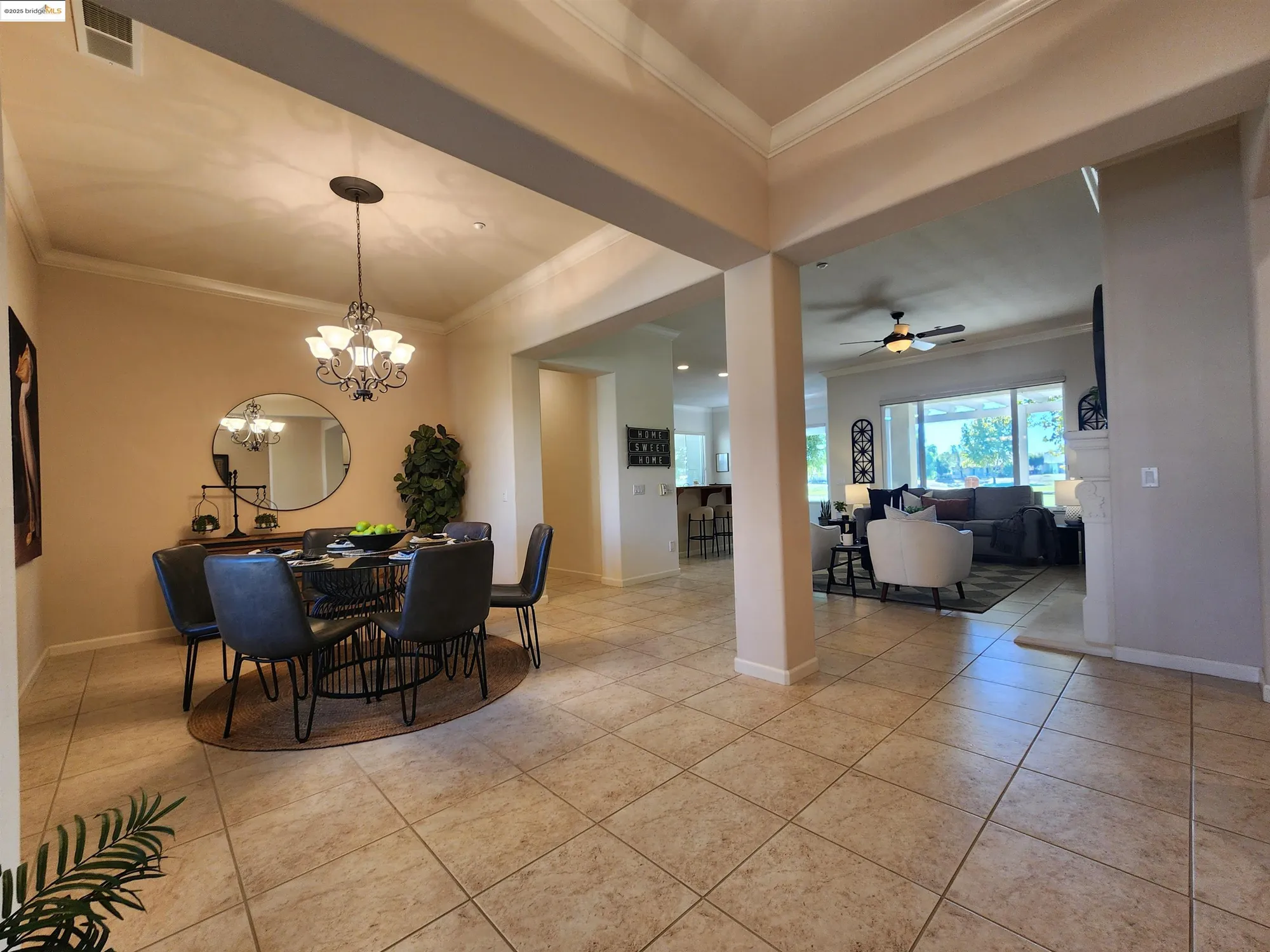 Property Slideshow image 9 of 49 | 930 suntan ln, Brentwood, CA, 94513