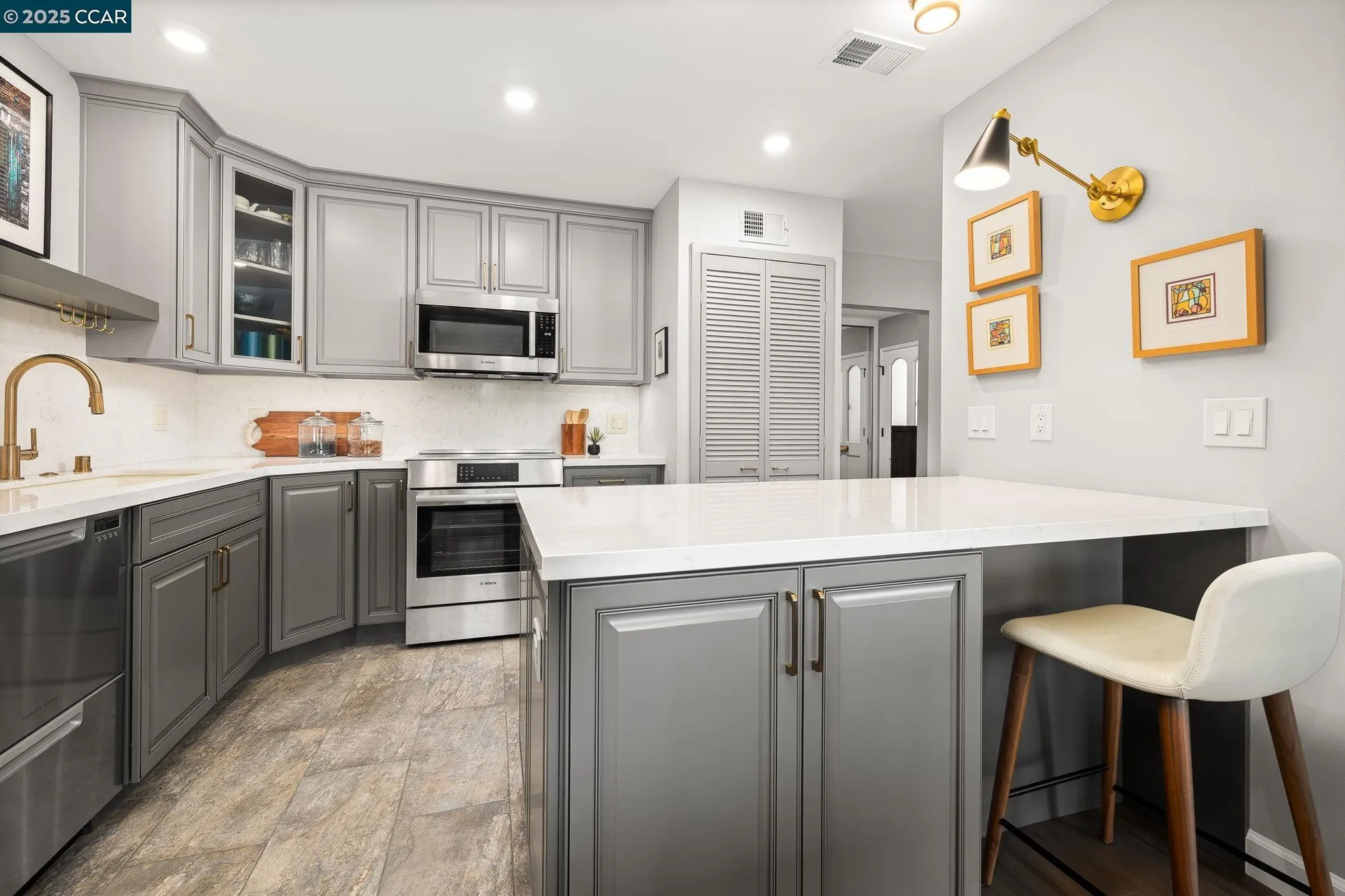 Property Slideshow image 5 of 23 | 1388 rockledge ln apt 4, Walnut Creek, CA, 94595