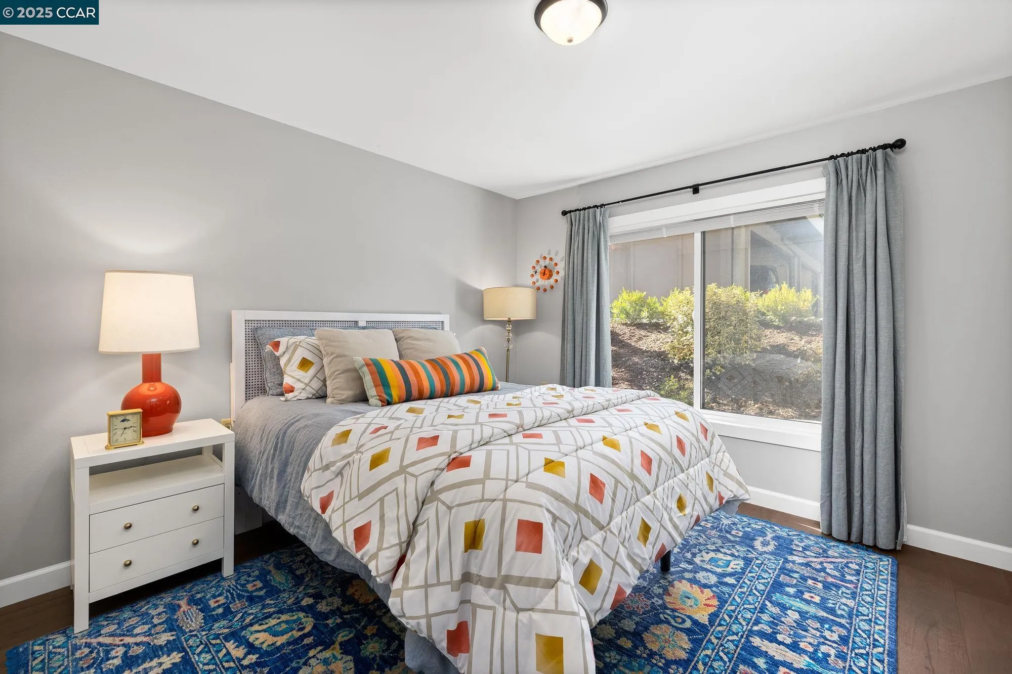 Property Slideshow image 7 of 23 | 1388 rockledge ln apt 4, Walnut Creek, CA, 94595