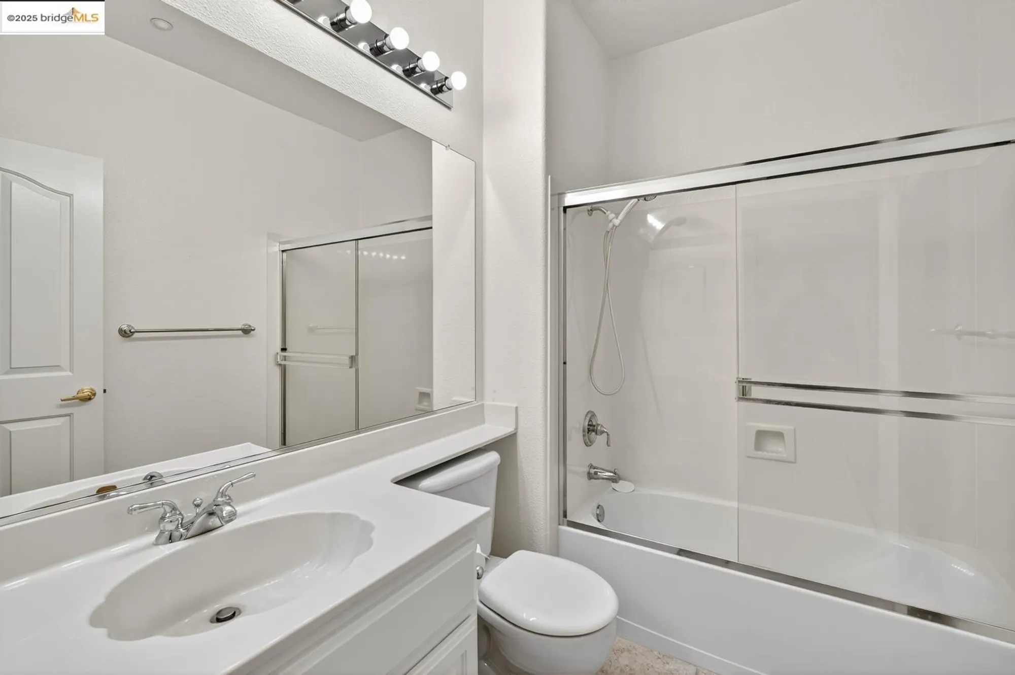 Property Slideshow image 18 of 35 | 1927 whitten pl, Brentwood, CA, 94513