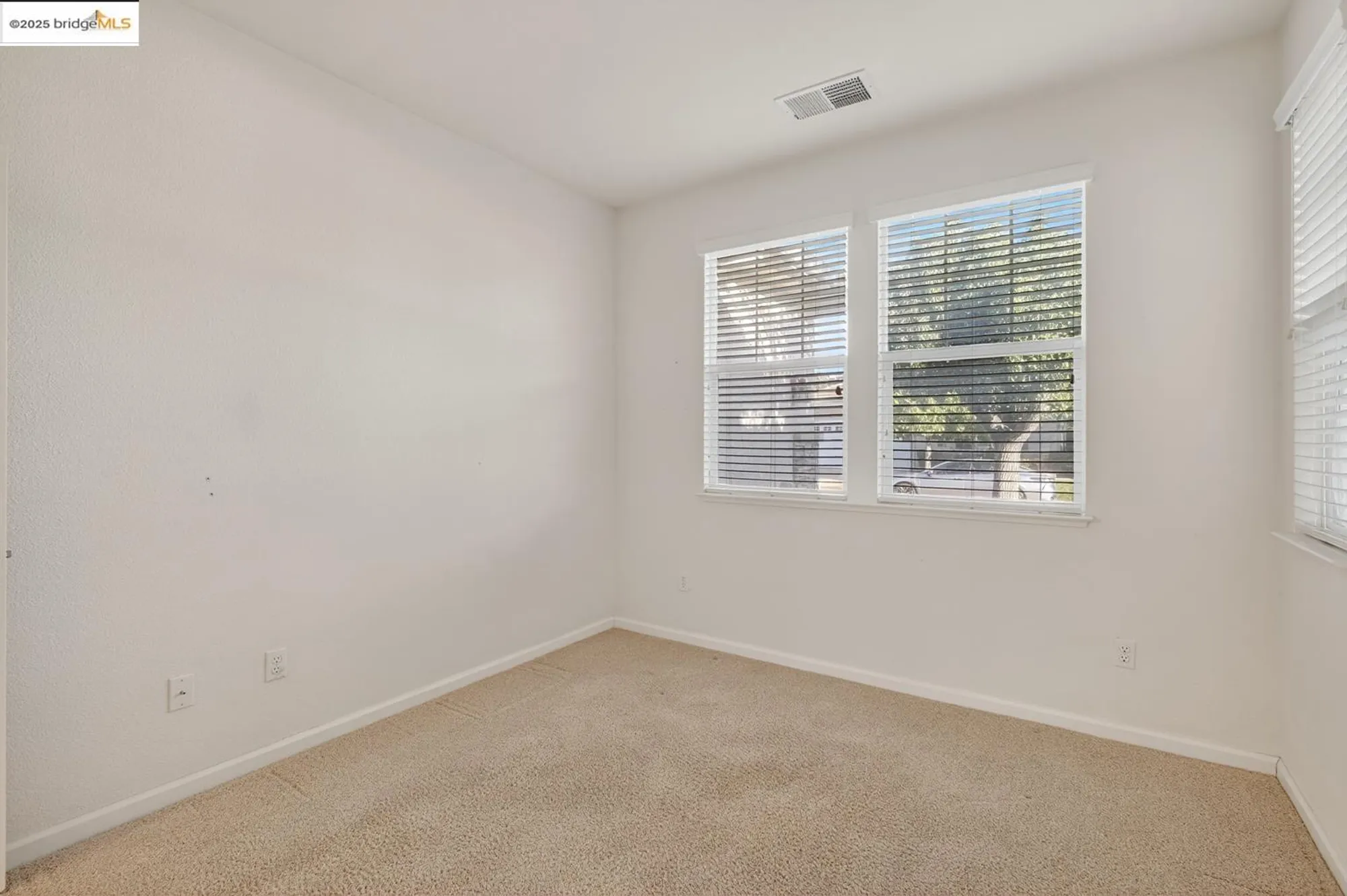 Property Slideshow image 20 of 35 | 1927 whitten pl, Brentwood, CA, 94513