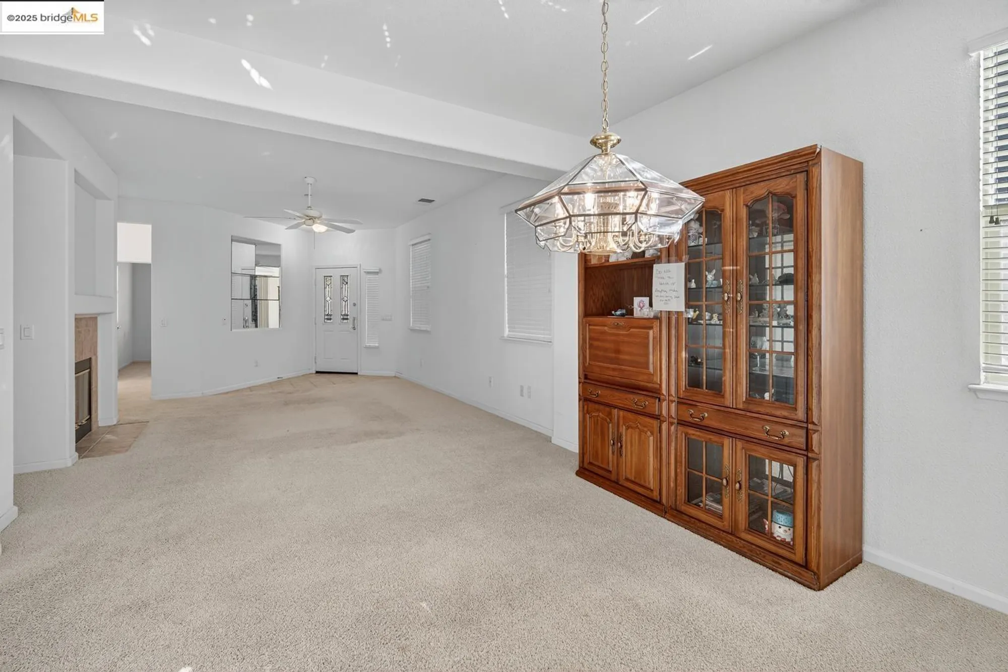 Property Slideshow image 14 of 35 | 1927 whitten pl, Brentwood, CA, 94513