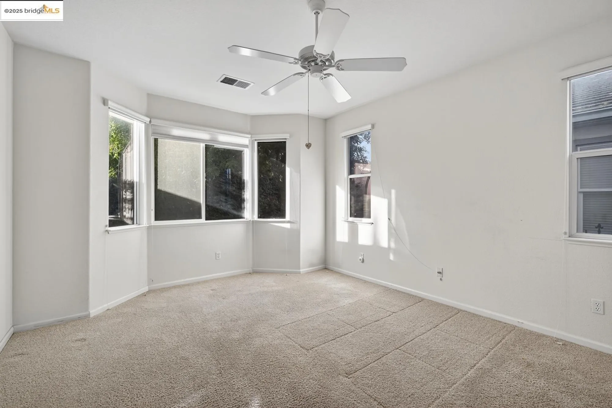 Property Slideshow image 25 of 35 | 1927 whitten pl, Brentwood, CA, 94513