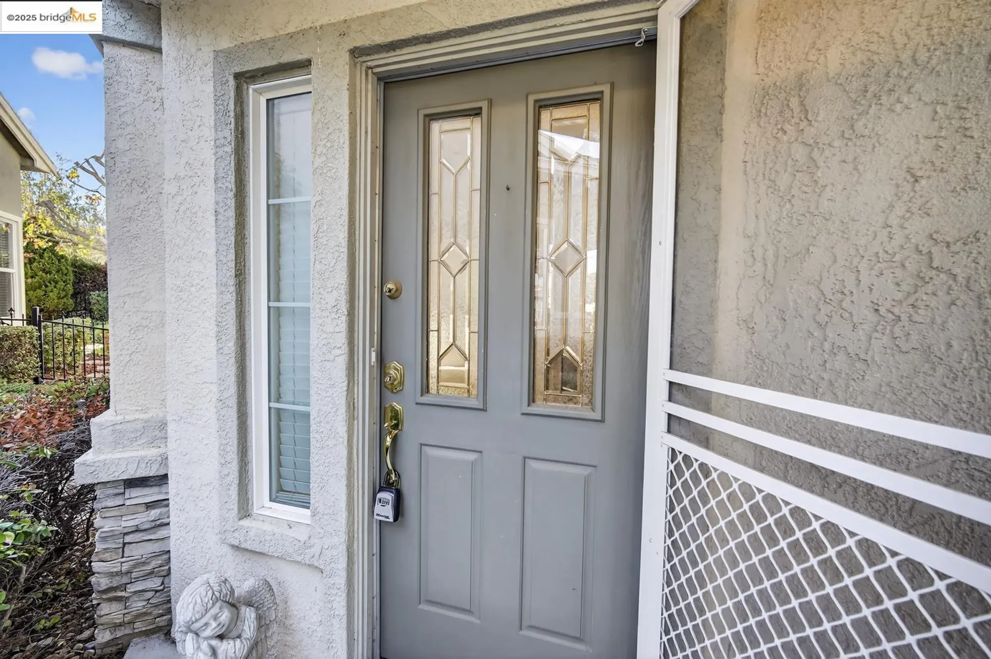 Property Slideshow image 4 of 35 | 1927 whitten pl, Brentwood, CA, 94513