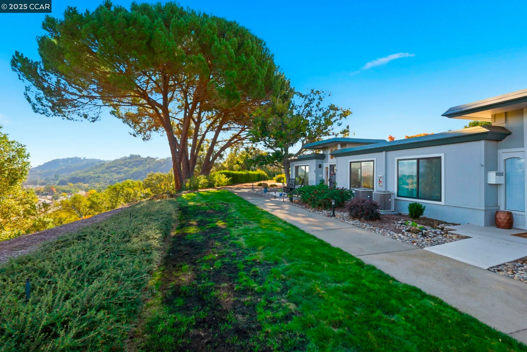 Property Slideshow image 58 of 60 | 1940 golden rain rd apt 5, Walnut Creek, CA, 94595