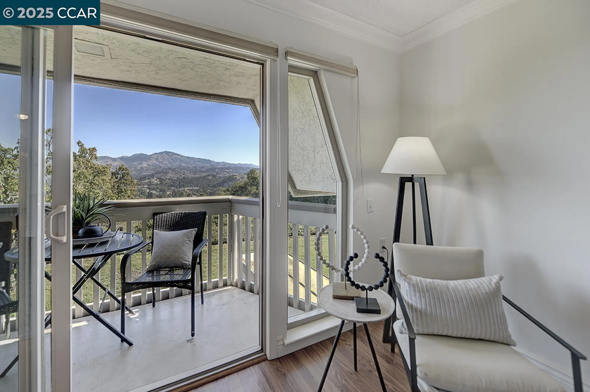 Property Slideshow image 29 of 58 | 2001 skycrest dr 4, Walnut Creek, CA, 94595