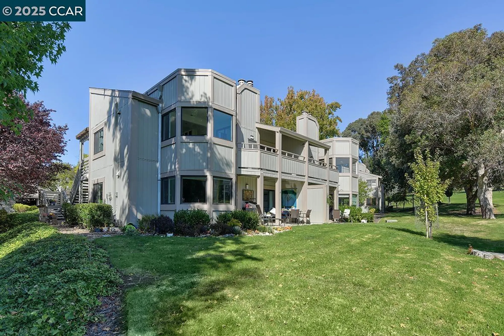 Property Slideshow image 18 of 59 | 618 terra california dr 3, Walnut Creek, CA, 94595