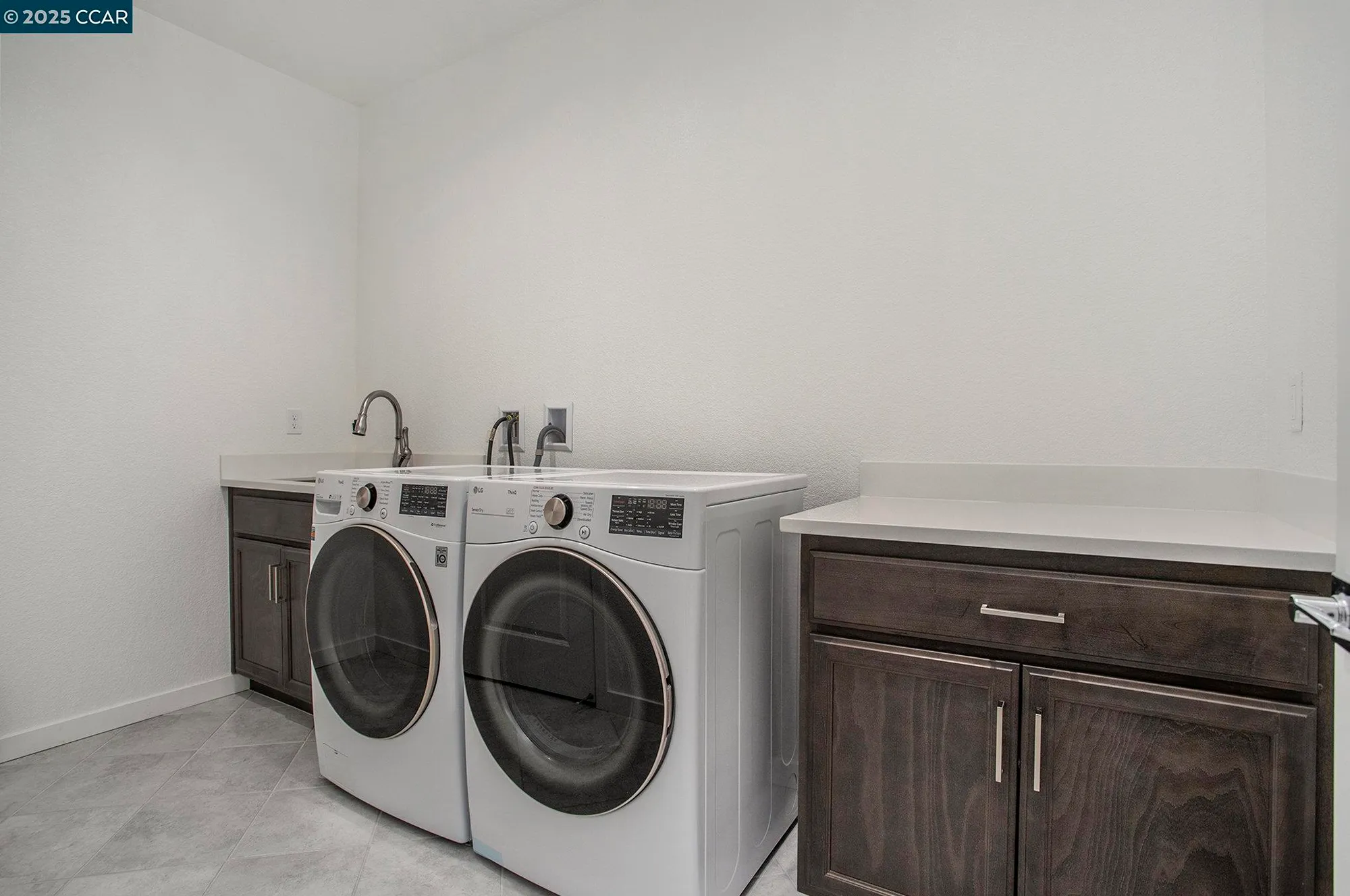 Property Slideshow image 19 of 25 | 2383 front porch ln, Rio Vista, CA, 94571