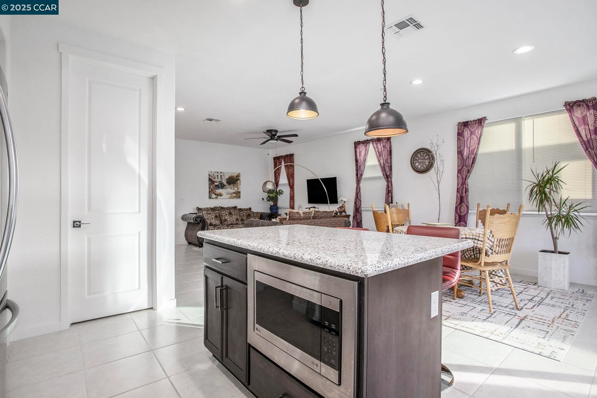 Property Slideshow image 9 of 25 | 2383 front porch ln, Rio Vista, CA, 94571