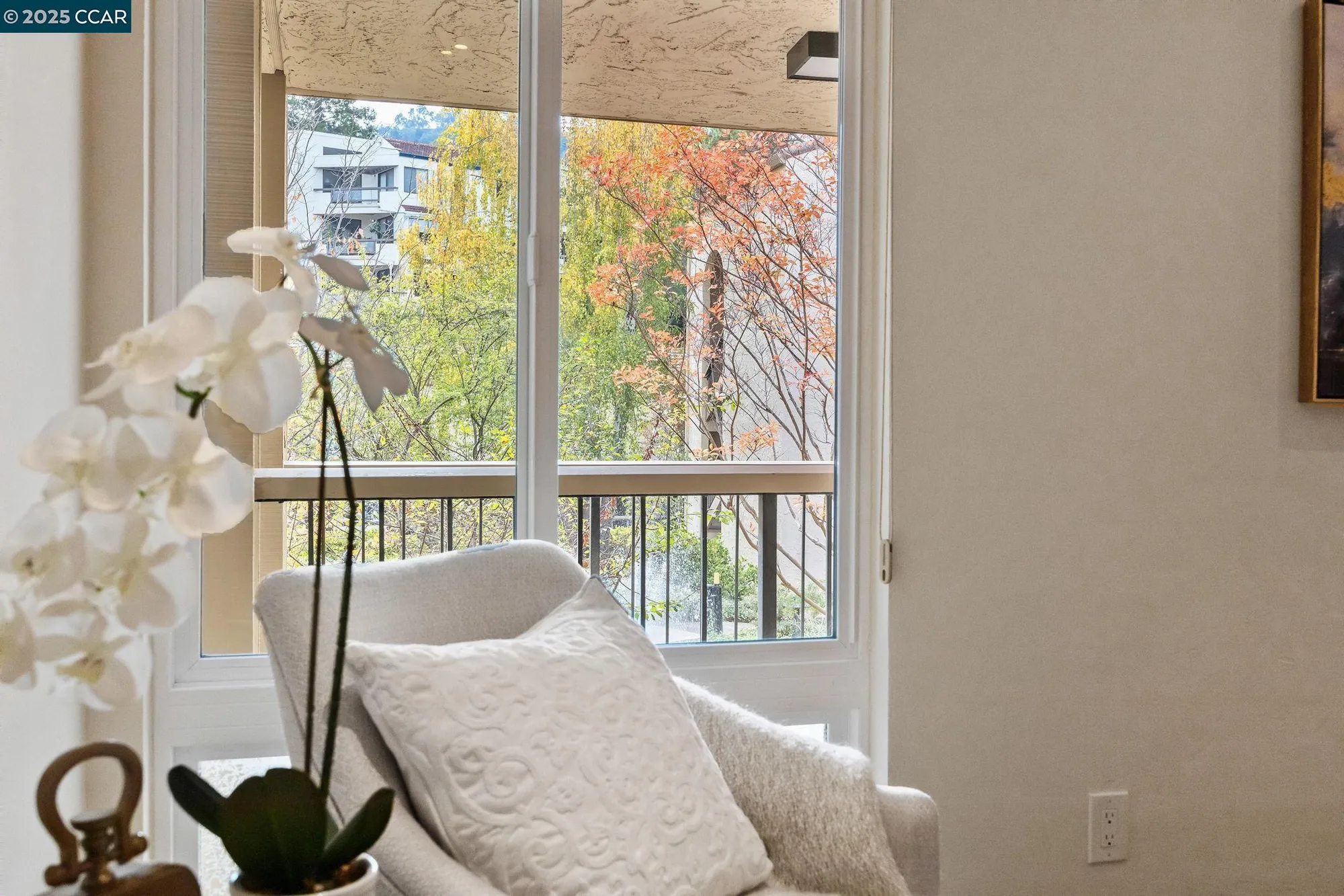 Property Slideshow image 27 of 50 | 1129 avenida sevilla 5b, Walnut Creek, CA, 94595