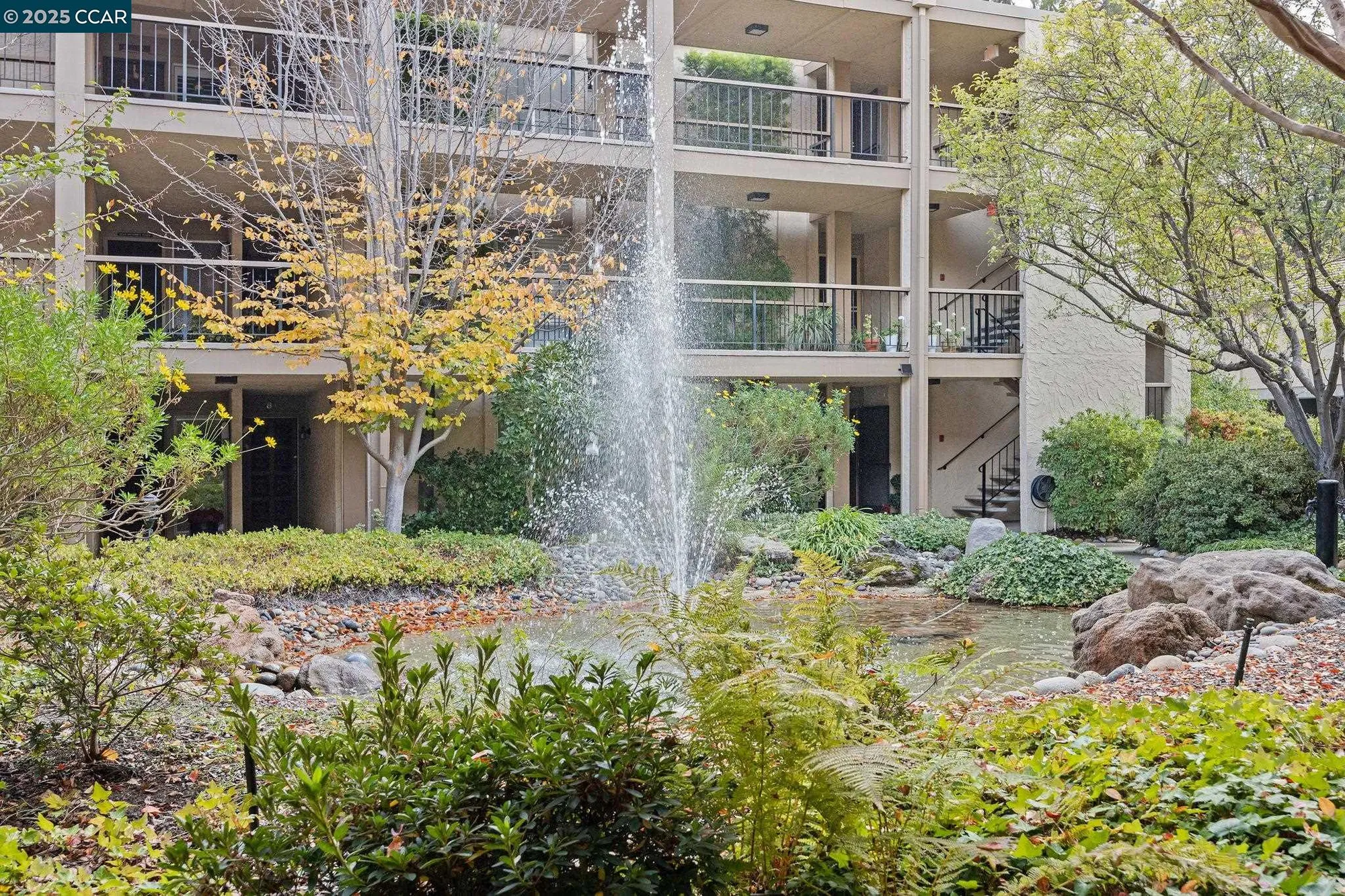 Property Slideshow image 36 of 50 | 1129 avenida sevilla 5b, Walnut Creek, CA, 94595