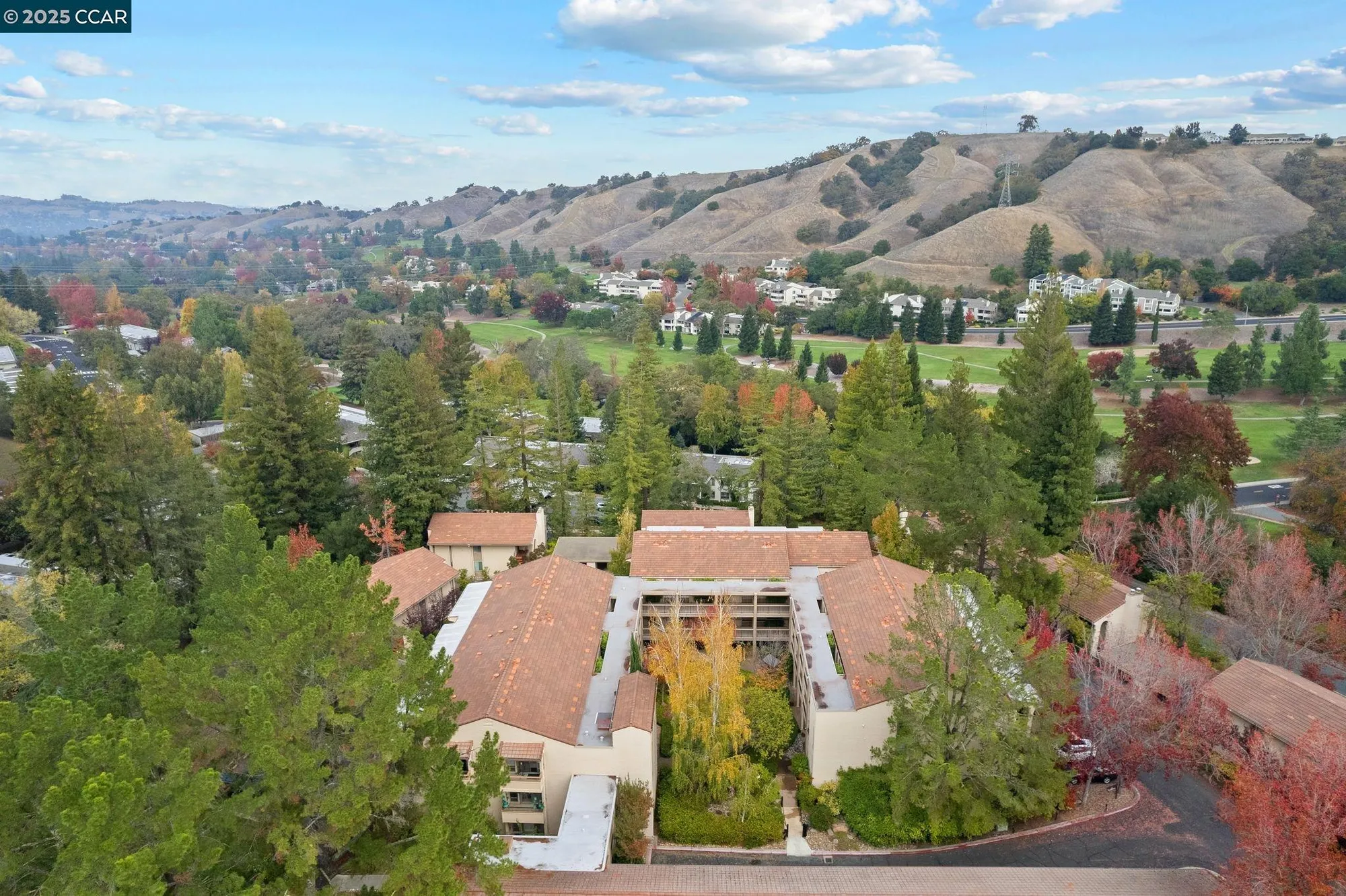 Property Slideshow image 44 of 50 | 1129 avenida sevilla 5b, Walnut Creek, CA, 94595