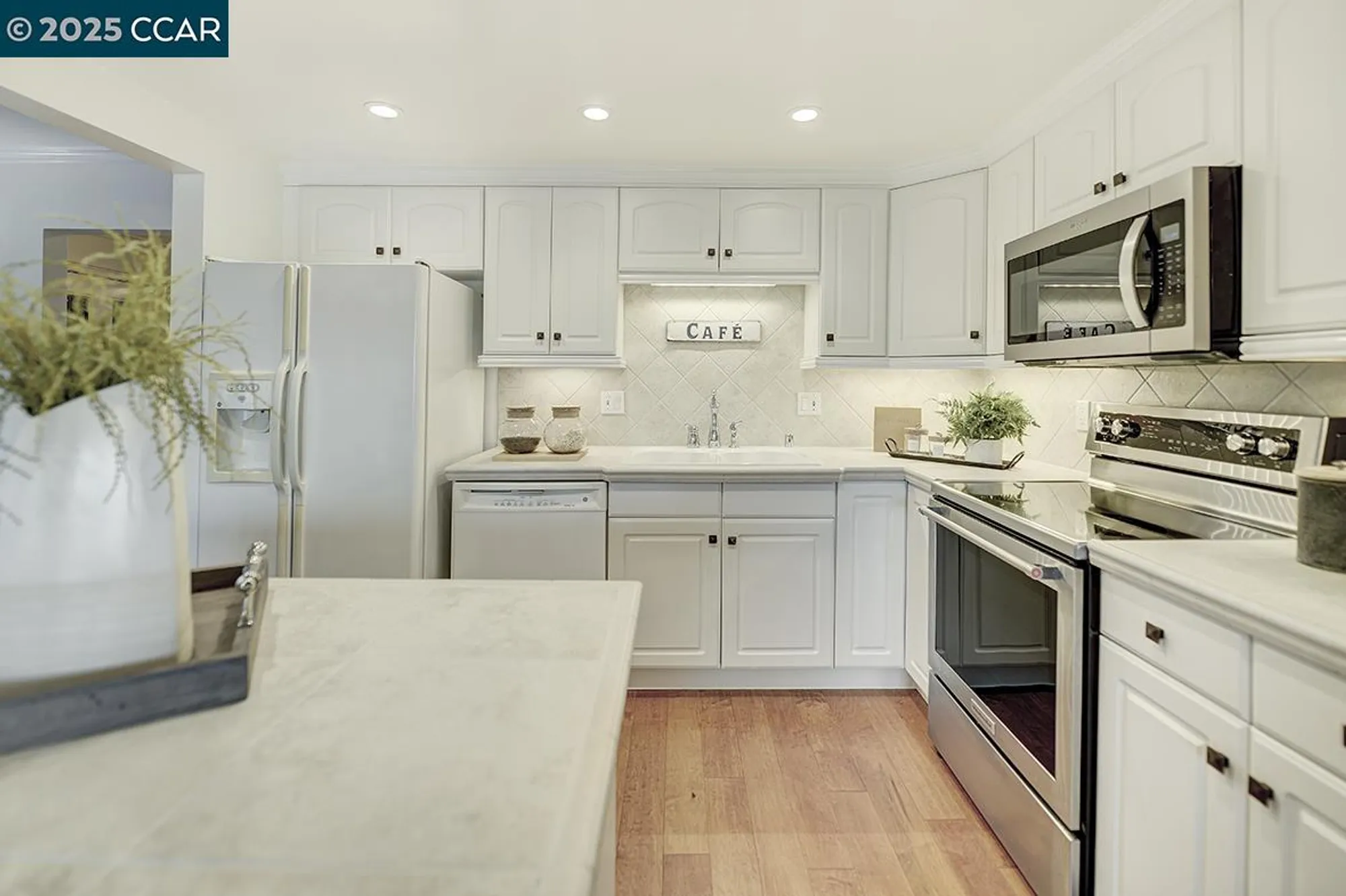 Property Slideshow image 12 of 54 | 1317 ptarmigan dr apt 6, Walnut Creek, CA, 94595
