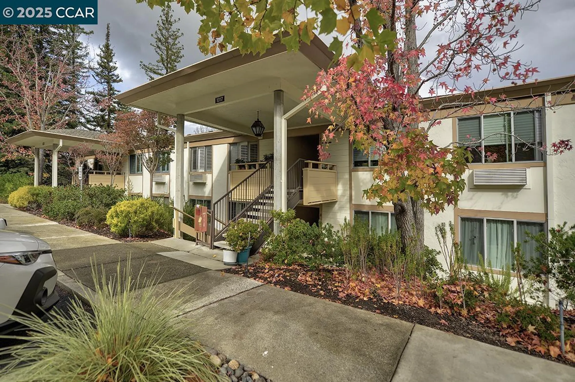 Property Slideshow image 39 of 54 | 1317 ptarmigan dr apt 6, Walnut Creek, CA, 94595