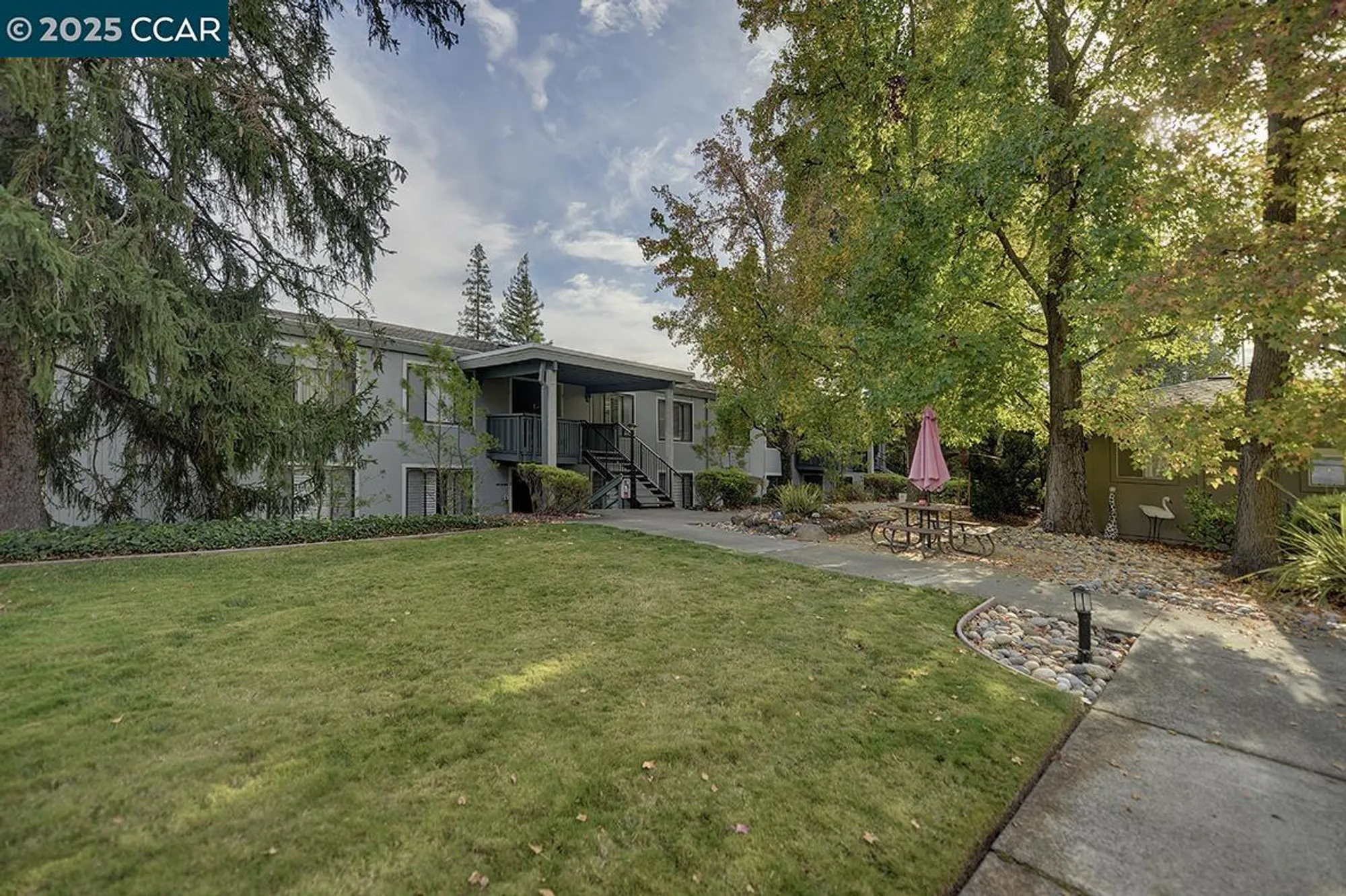 Property Slideshow image 26 of 40 | 3033 golden rain rd 4, Walnut Creek, CA, 94595